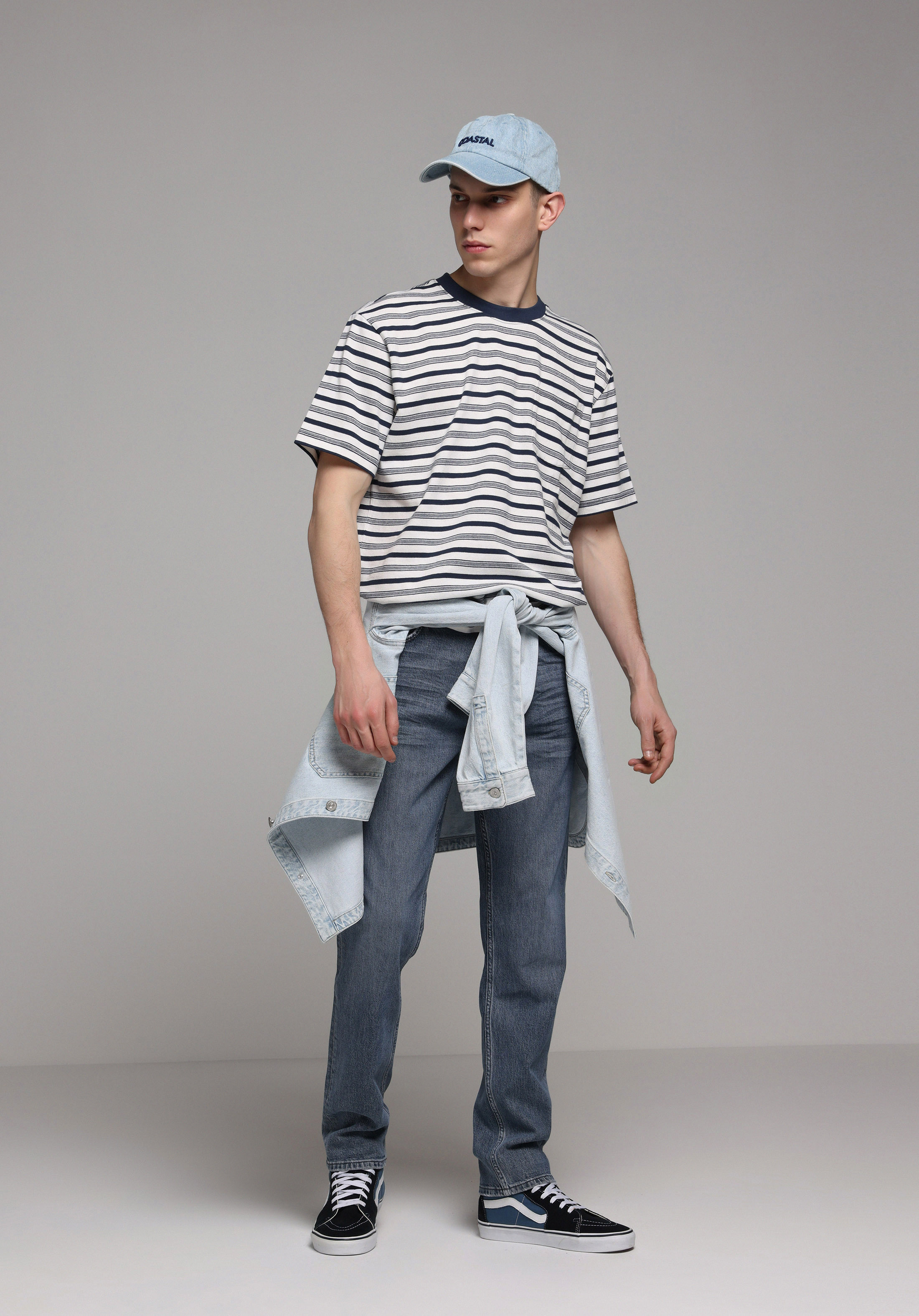 Comfort Fit Yuvarlak Yaka Çizgili Erkek Lacivert Kısa Kol Tişört