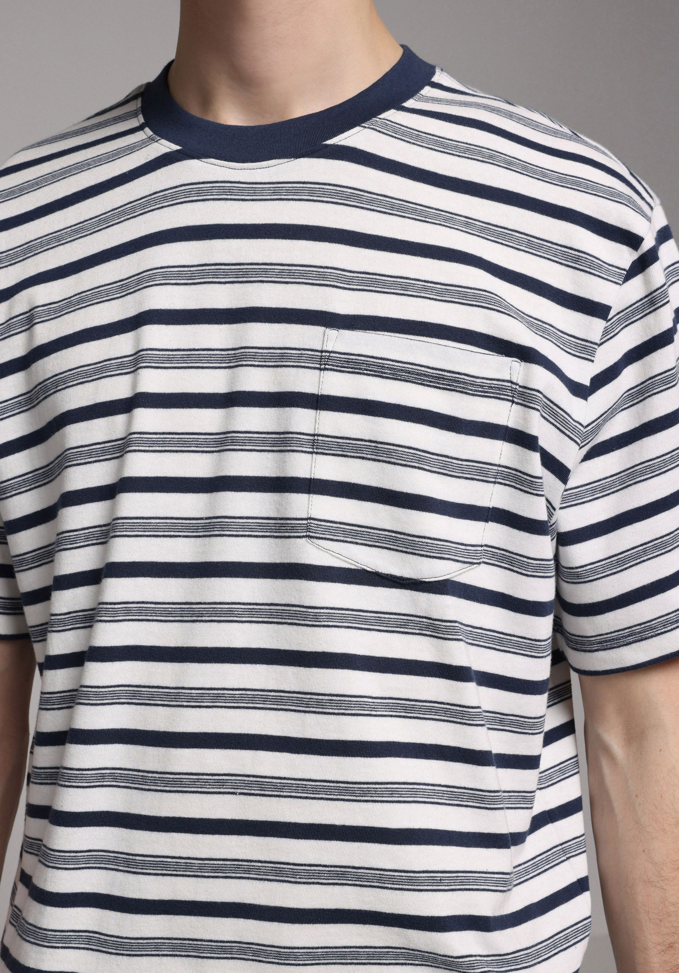 Comfort Fit Yuvarlak Yaka Çizgili Erkek Lacivert Kısa Kol Tişört