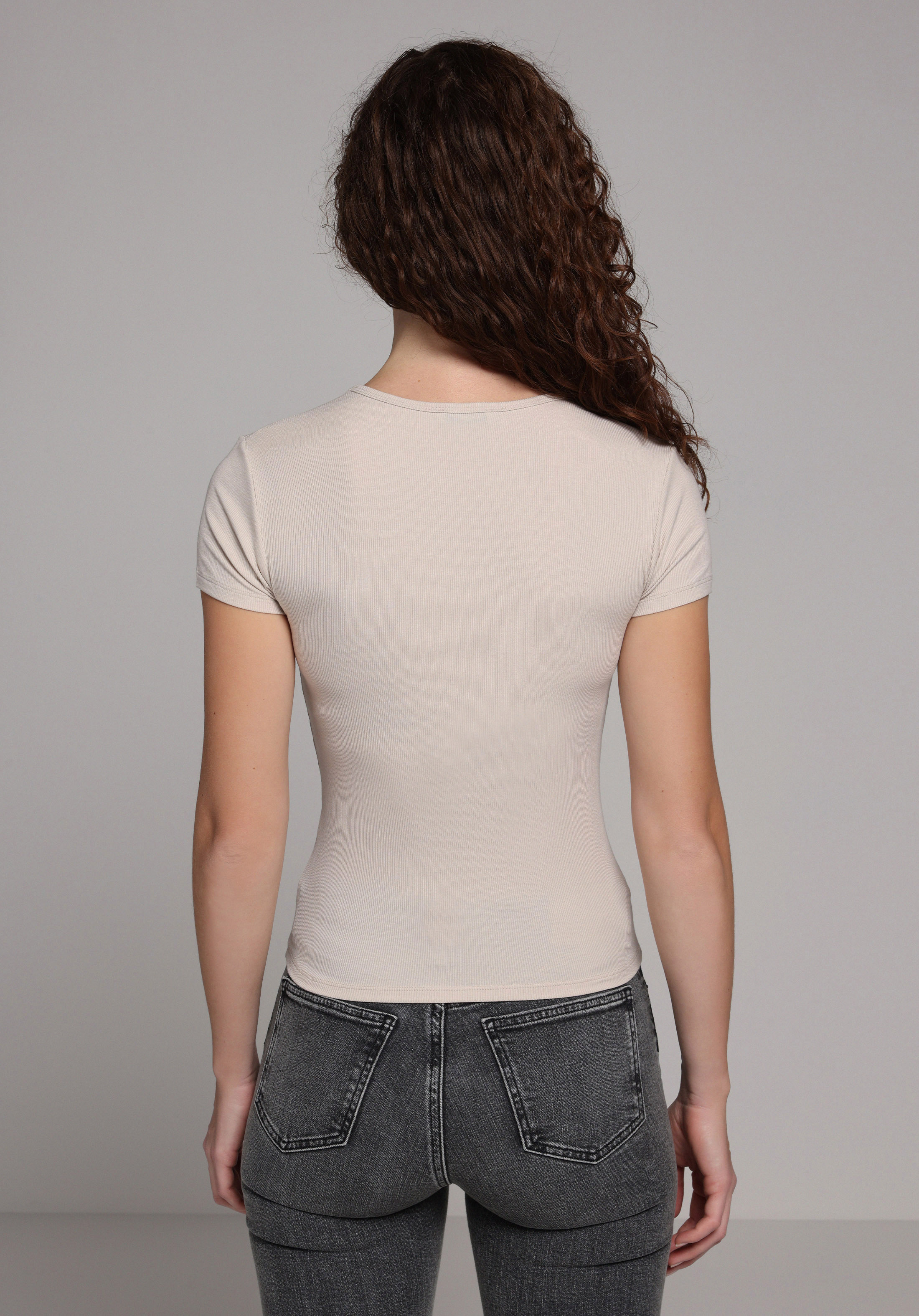 Slim Fit Yuvarlak Yaka Düz Kadın Taş Kısa Kol Tişört