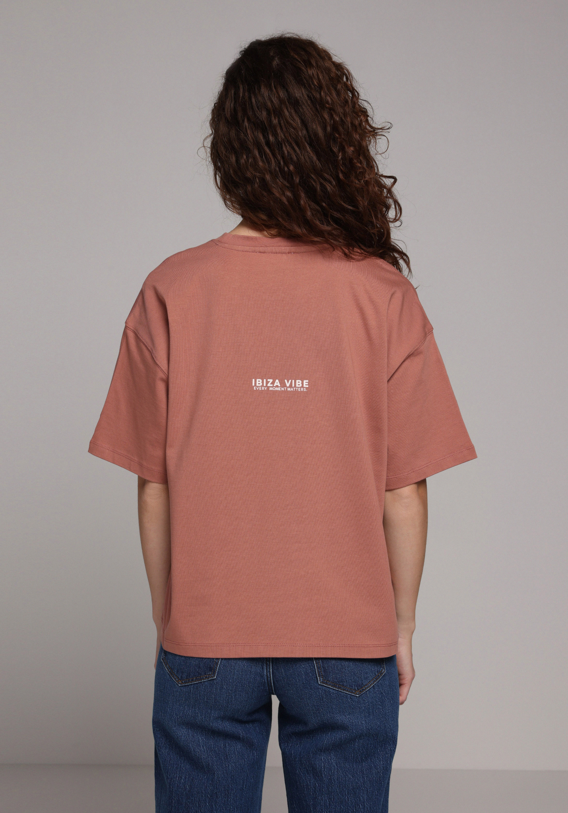 Relax Fit Yuvarlak Yaka Baskılı Kadın Pembe Kısa Kol Tişört