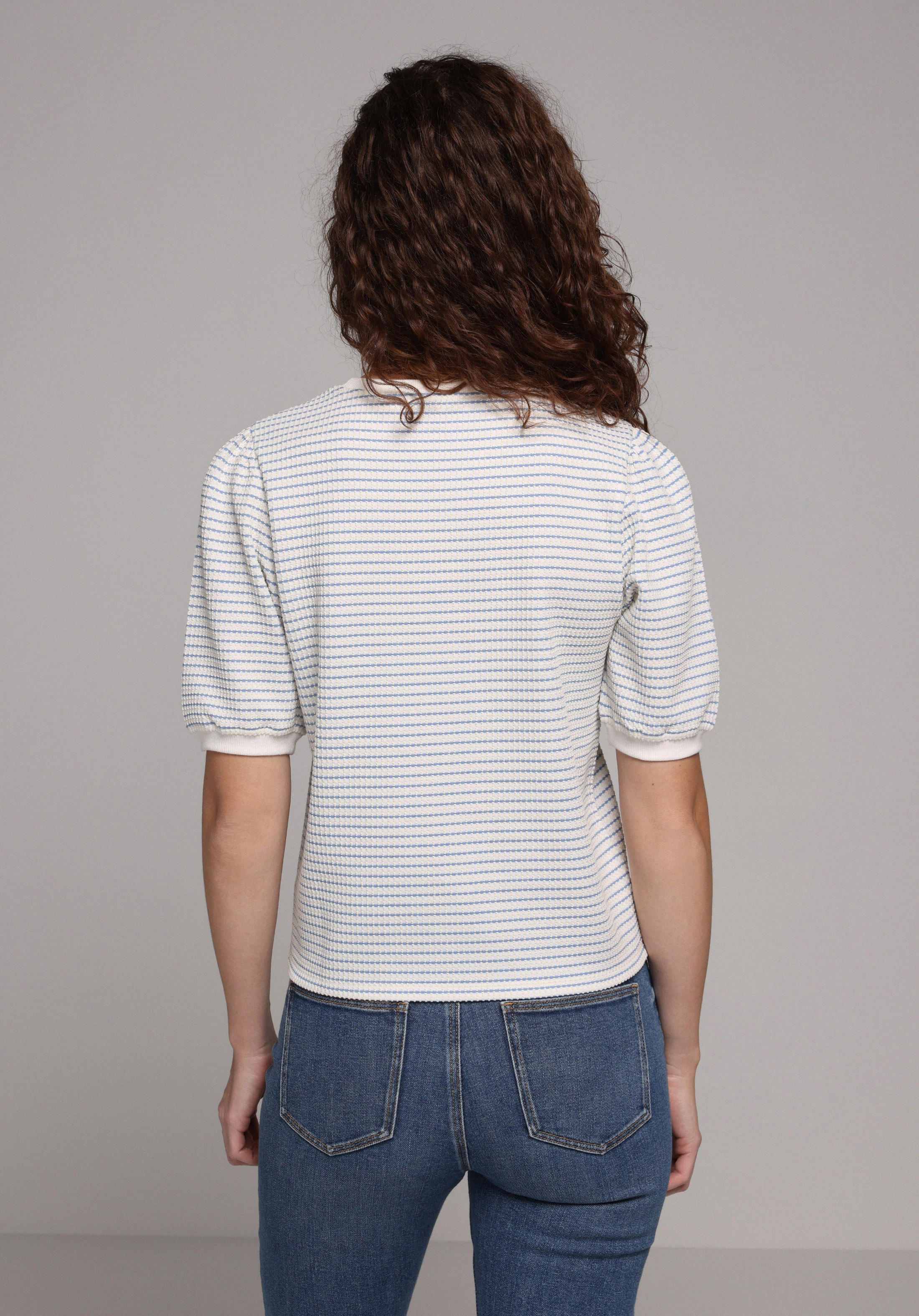 Slim Fit Yuvarlak Yaka Çizgili Kadın Mavi Kısa Kol Tişört