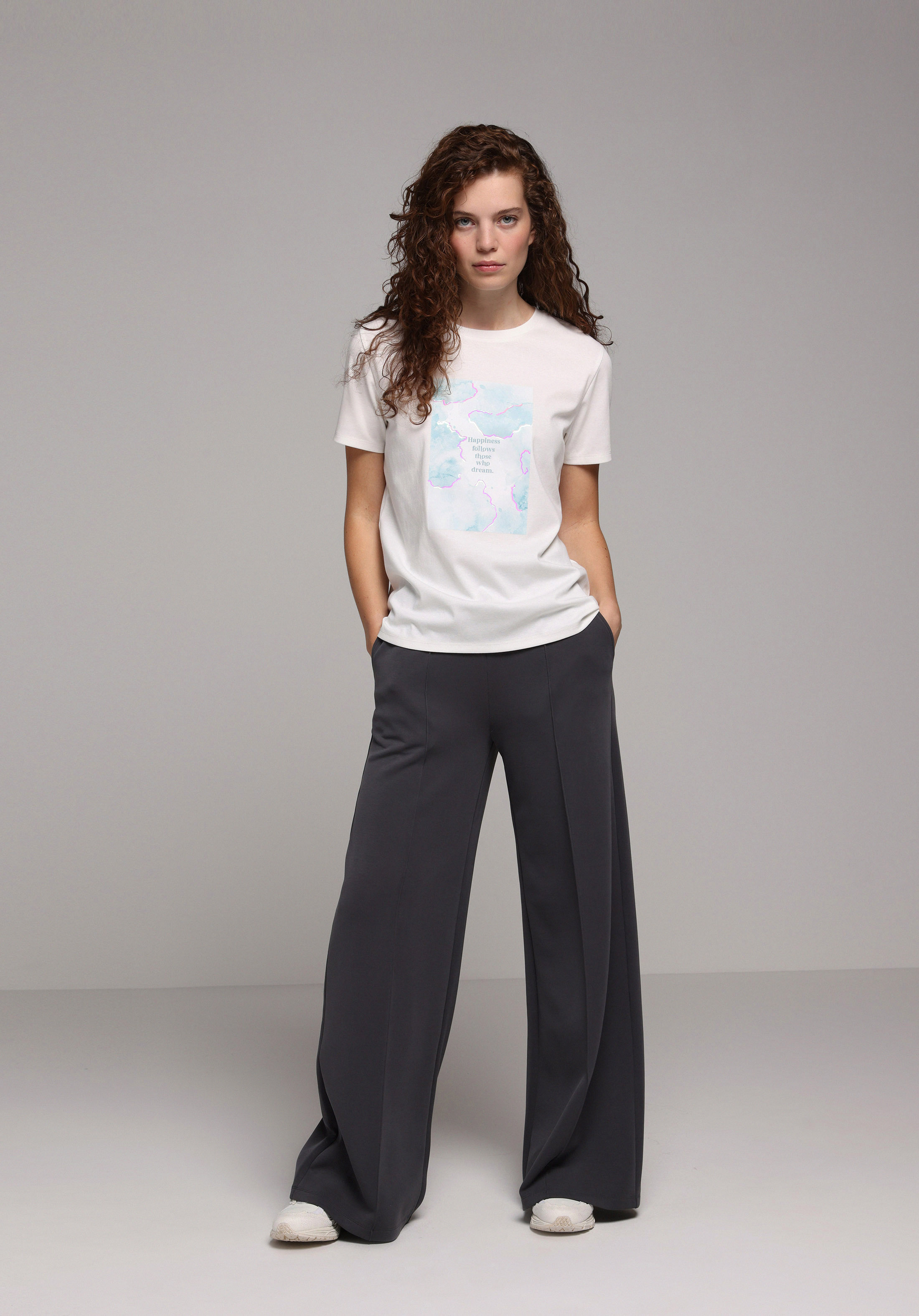 Regular Fit Yuvarlak Yaka Baskılı Kadın Beyaz Kısa Kol Tişört