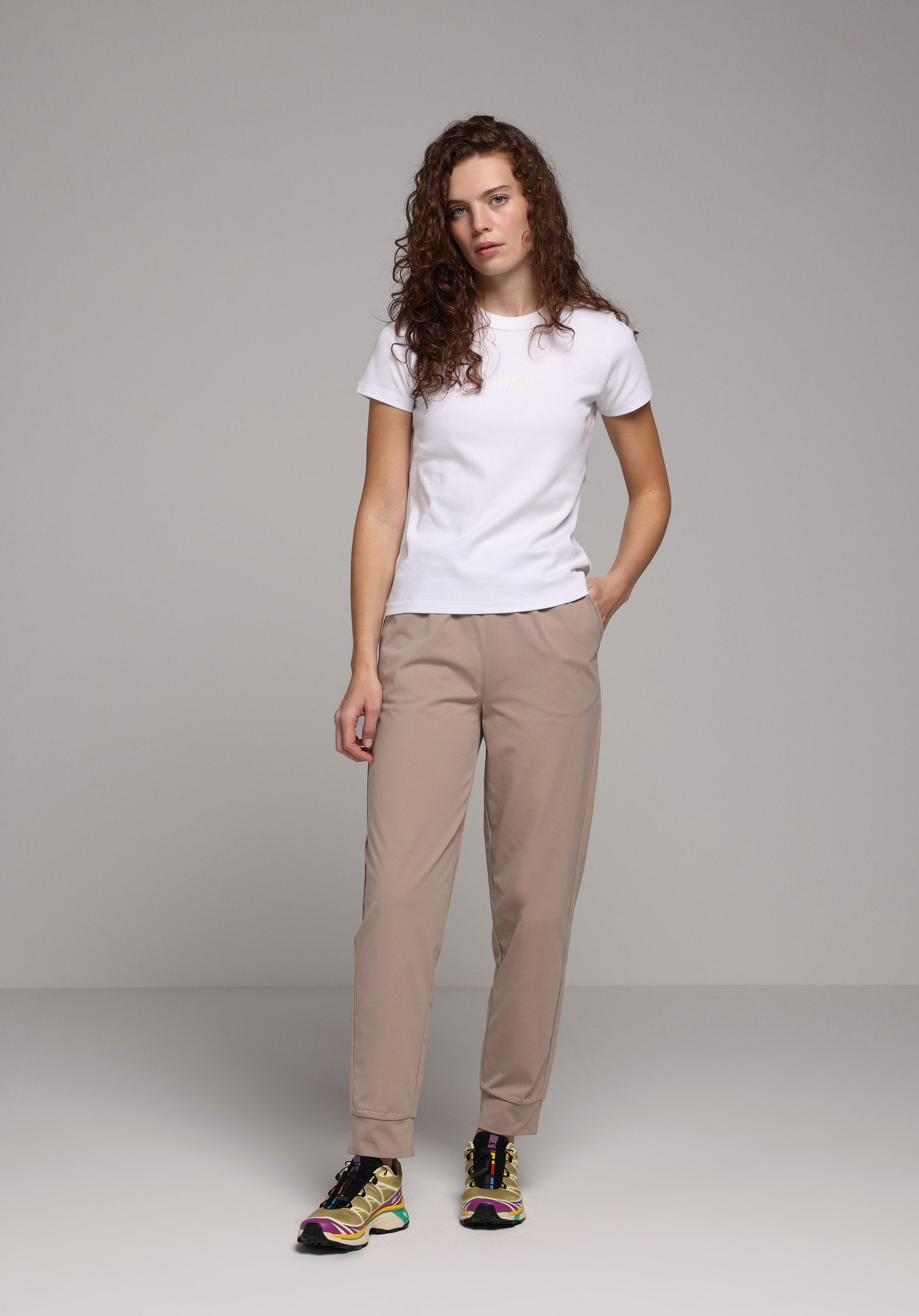 Regular Fit Orta Bel Düz Kadın Bej Eşofman Altı