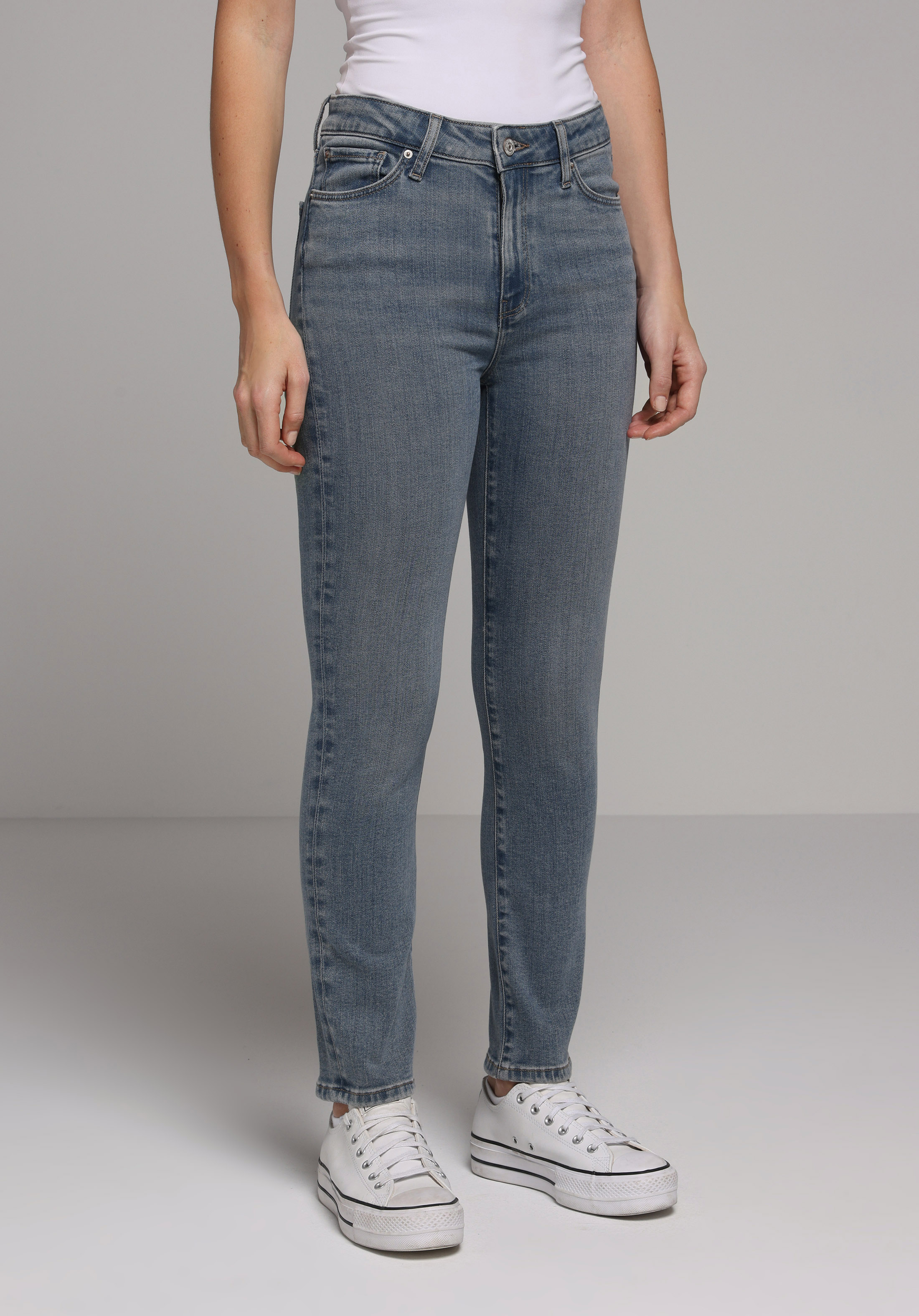 Slim Fit Orta Bel Düz Paça Kadın Mid İndigo Denim Jean Pantolon