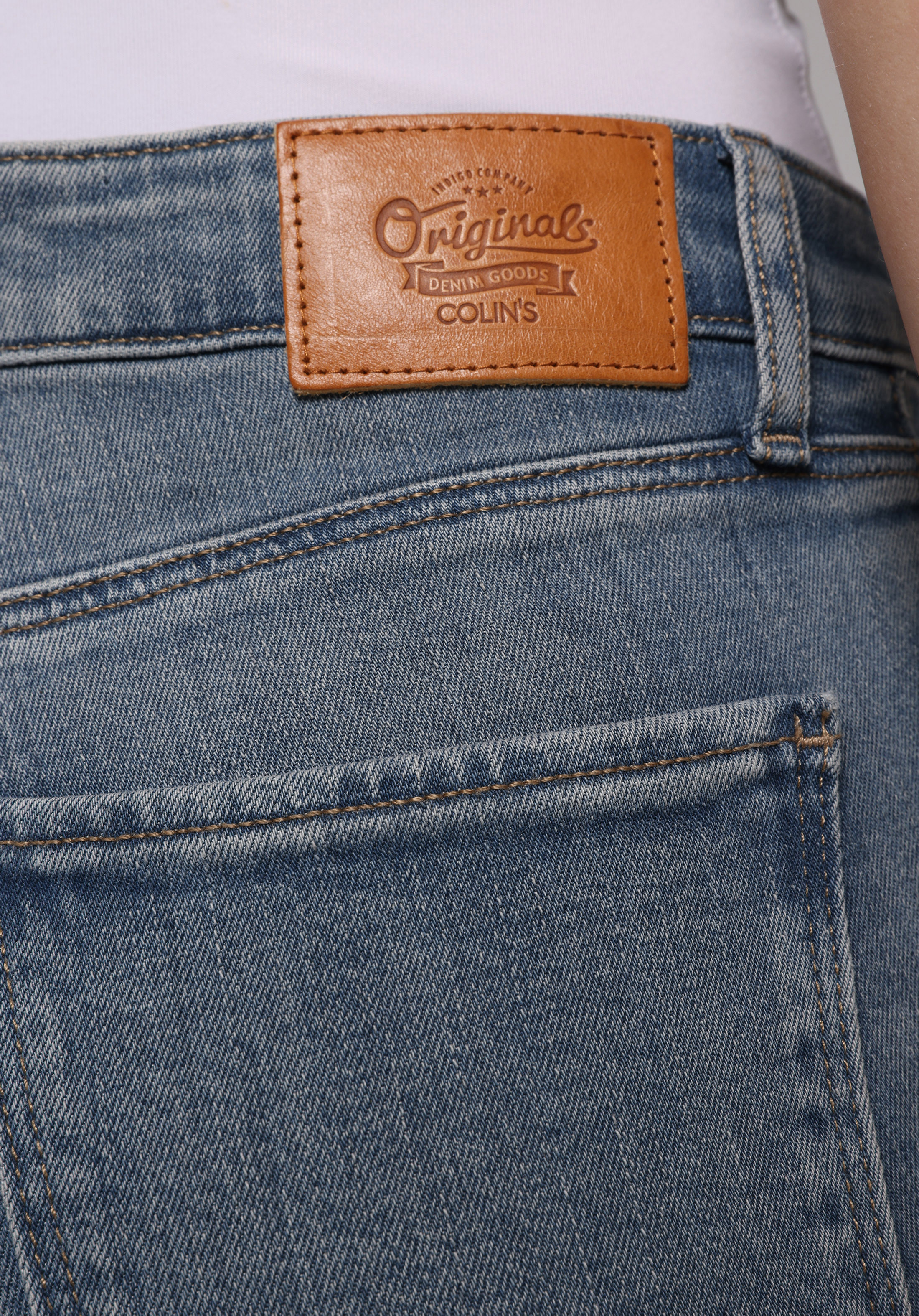 Slim Fit Orta Bel Düz Paça Kadın Mid İndigo Denim Jean Pantolon