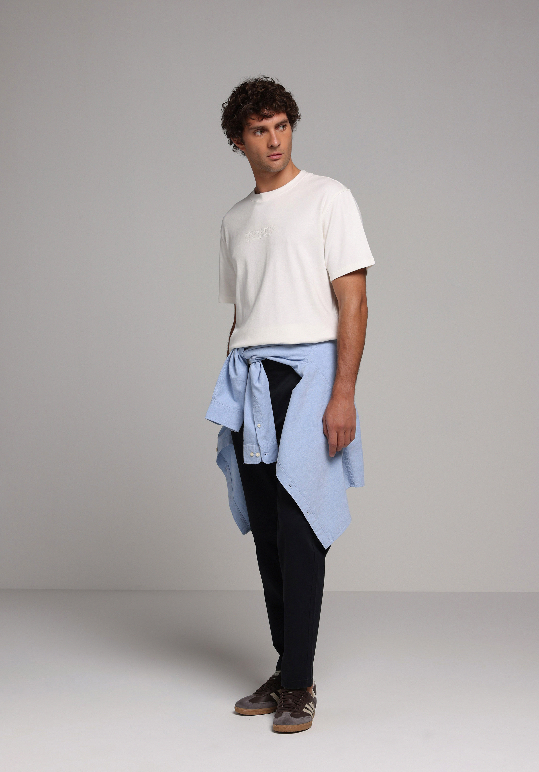 Comfort Fit Yuvarlak Yaka Düz Erkek Beyaz Kısa Kol Tişört