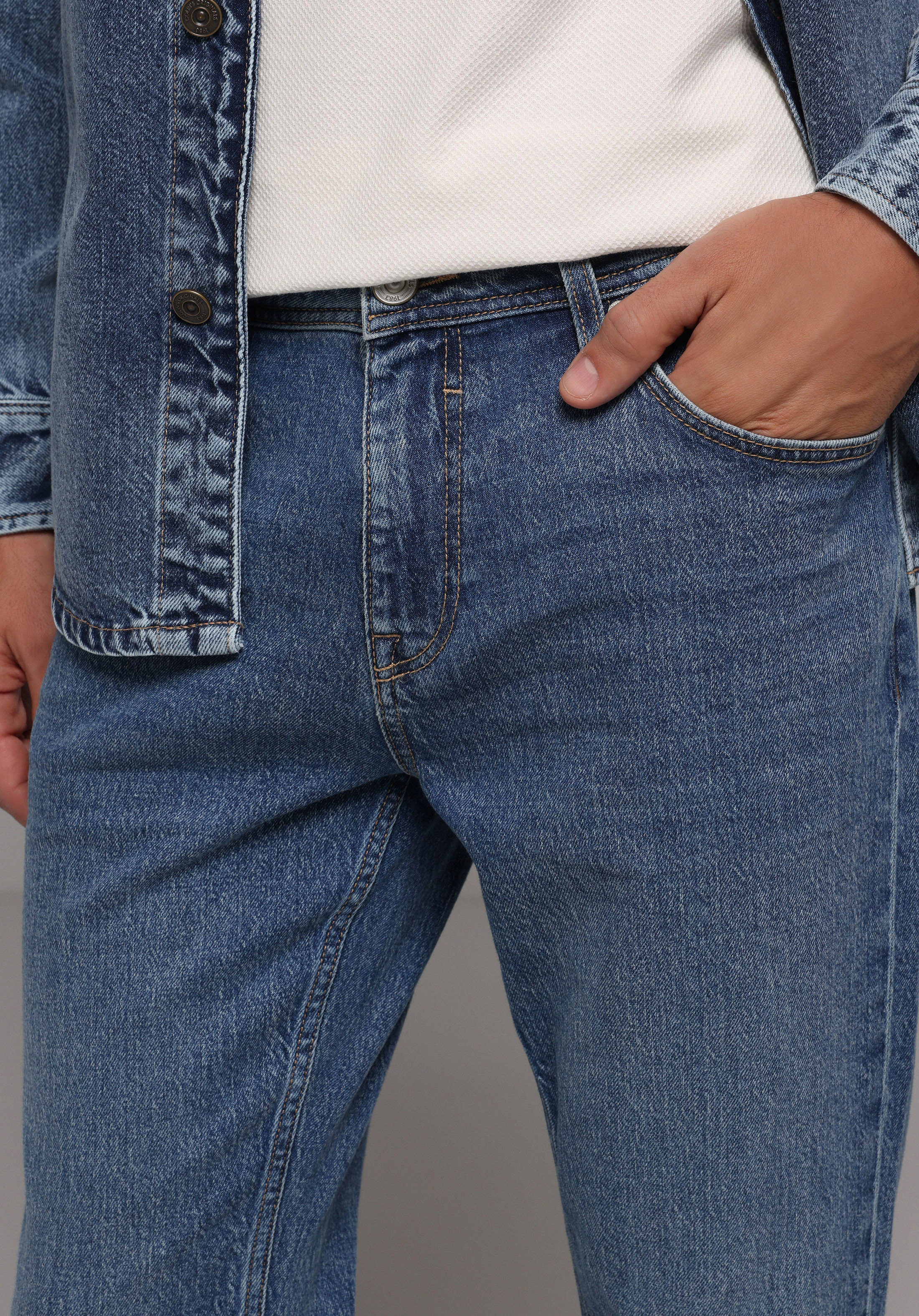 Regular Fit   Erkek Mid İndigo Denim Jean Pantolon