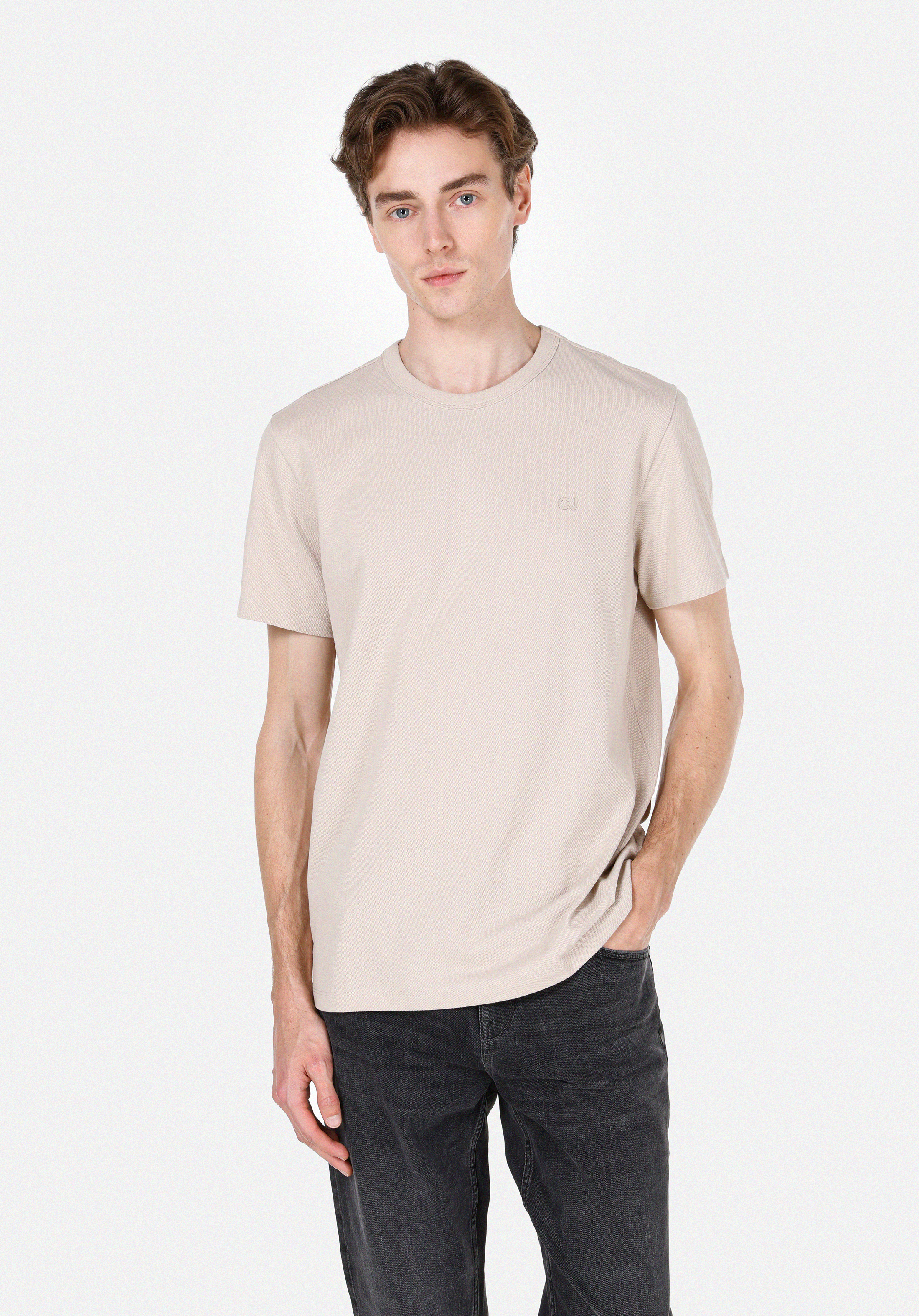 Regular Fit Yuvarlak Yaka Düz Erkek Bej Kısa Kol Tişört