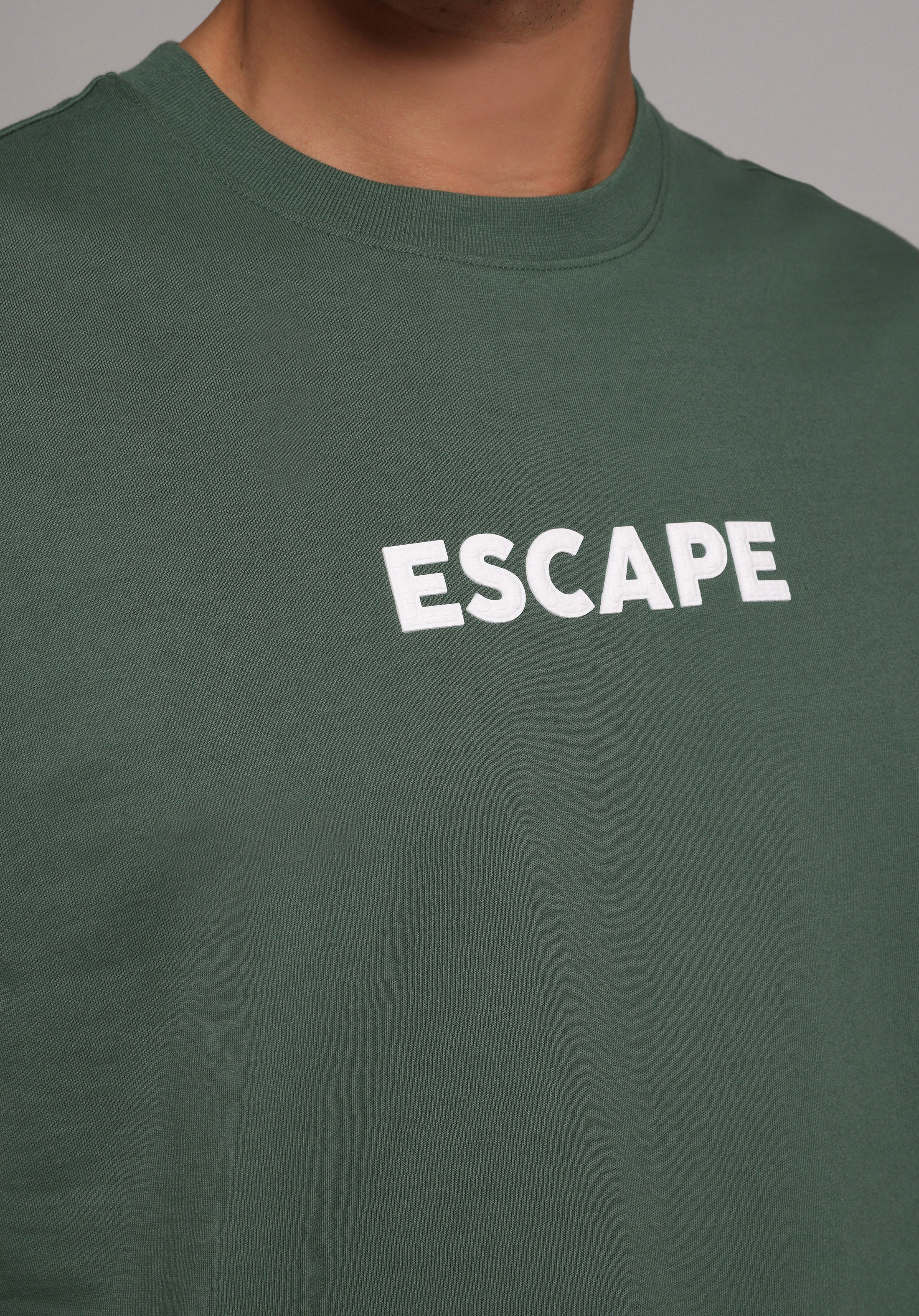 Comfort Fit Yuvarlak Yaka Düz Erkek Yeşil Kısa Kol Tişört