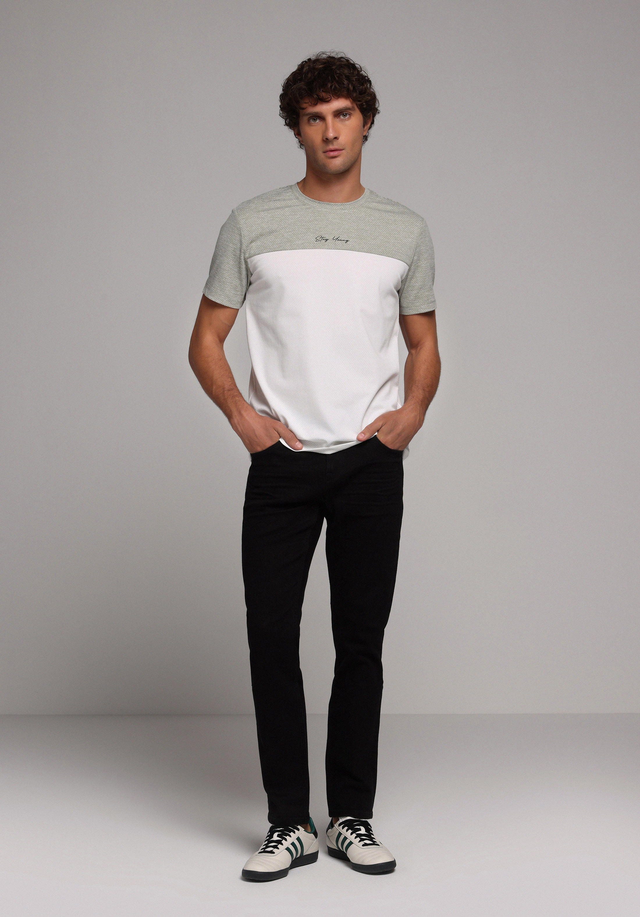 Regular Fit Yuvarlak Yaka Düz Erkek Yeşil Kısa Kol Tişört