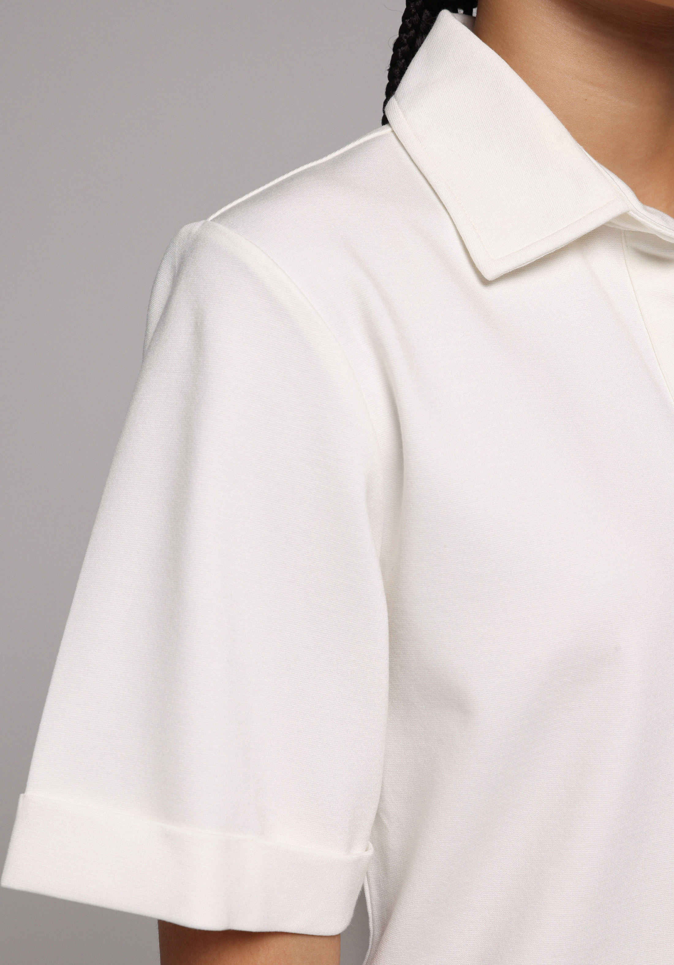Regular Fit Yuvarlak Yaka Düz Kadın Beyaz Kısa Kol Tişört