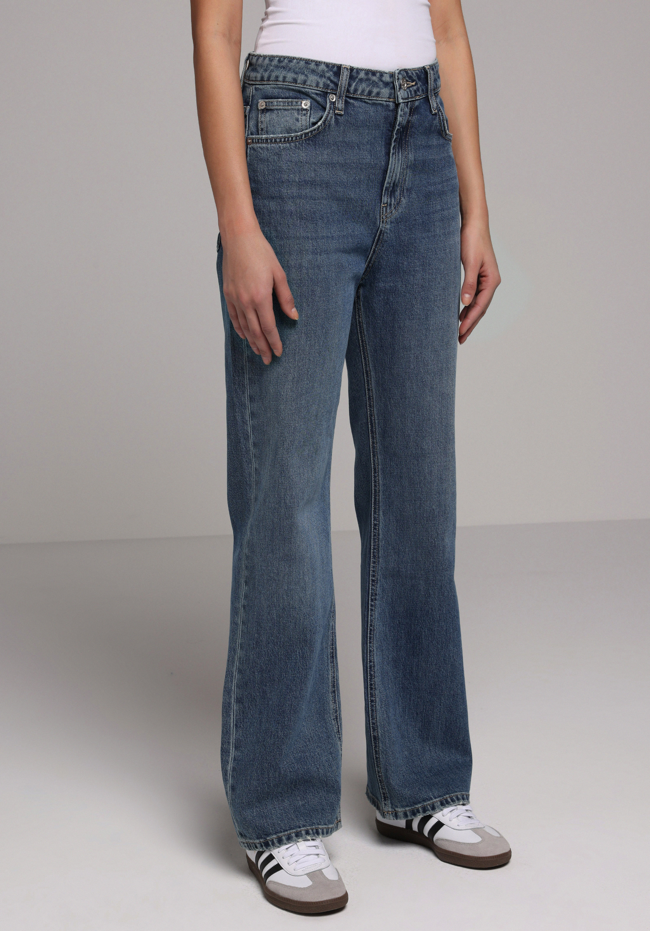 Straight Fit   Kadın Dark İndigo Denim Jean Pantolon