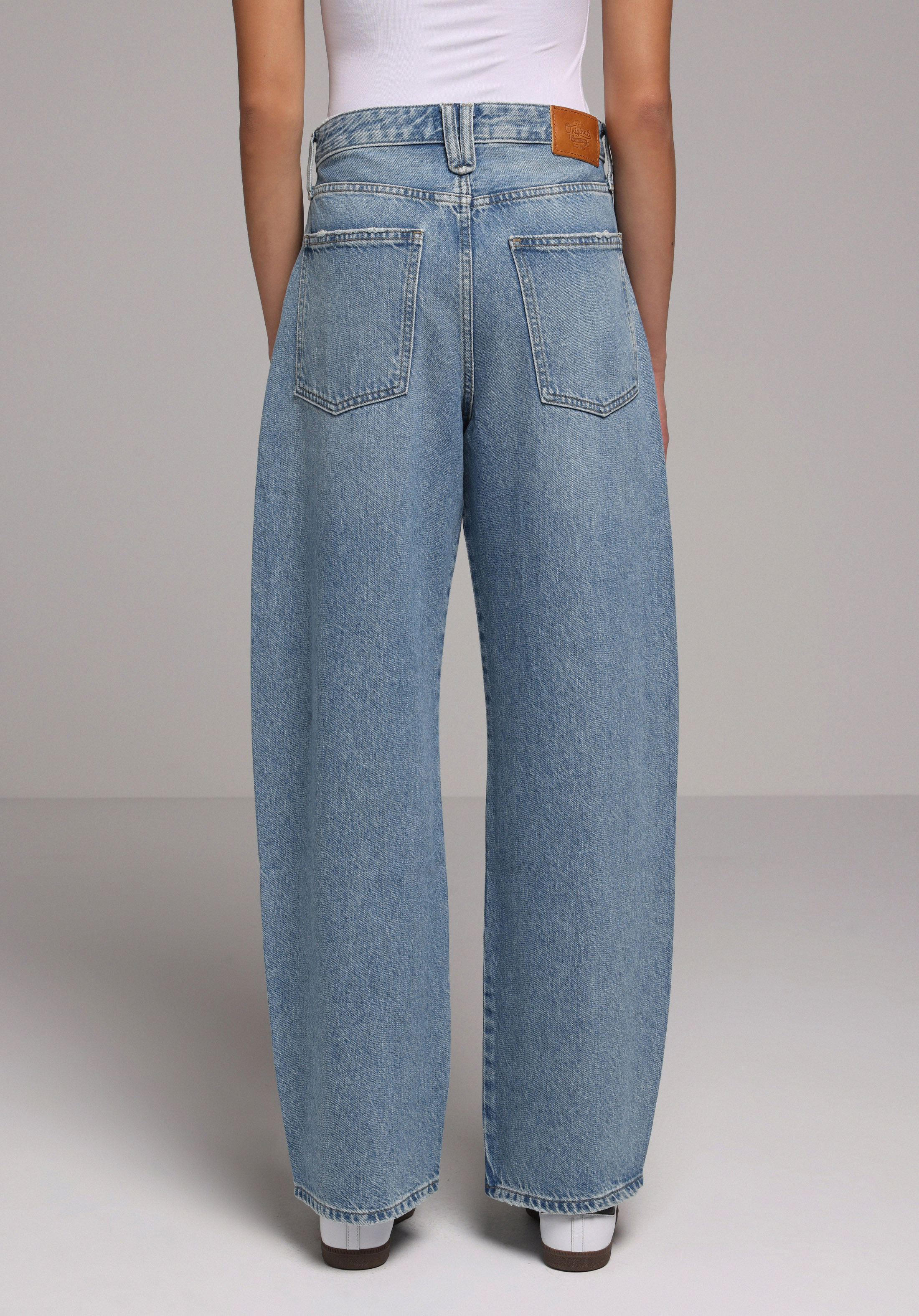 Baggy Fit   Kadın Light İndigo Denim Jean Pantolon