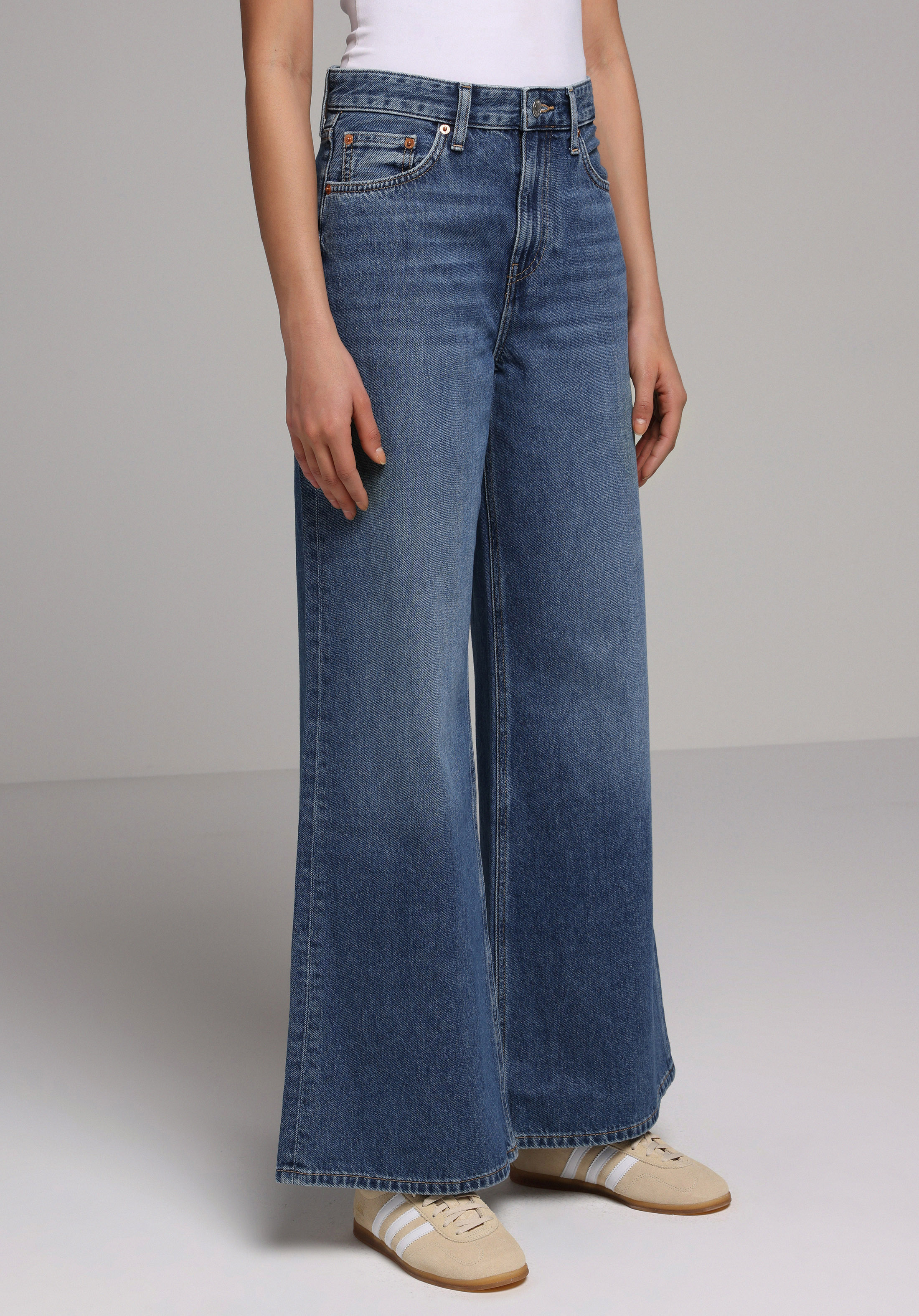 Loose Fit   Kadın Mid İndigo Denim Jean Pantolon