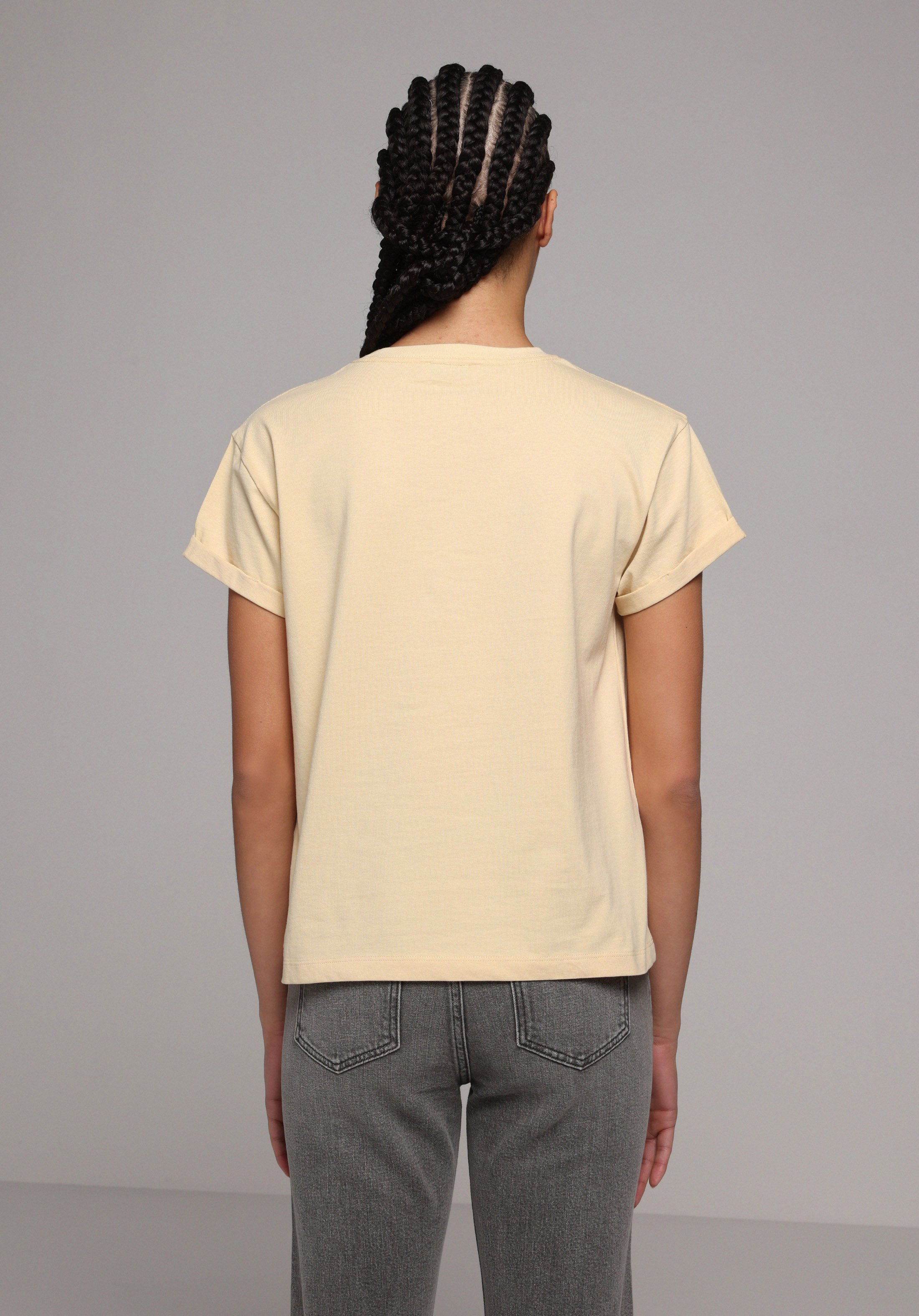 Regular Fit Yuvarlak Yaka Baskılı Kadın Sari Kısa Kol Tişört