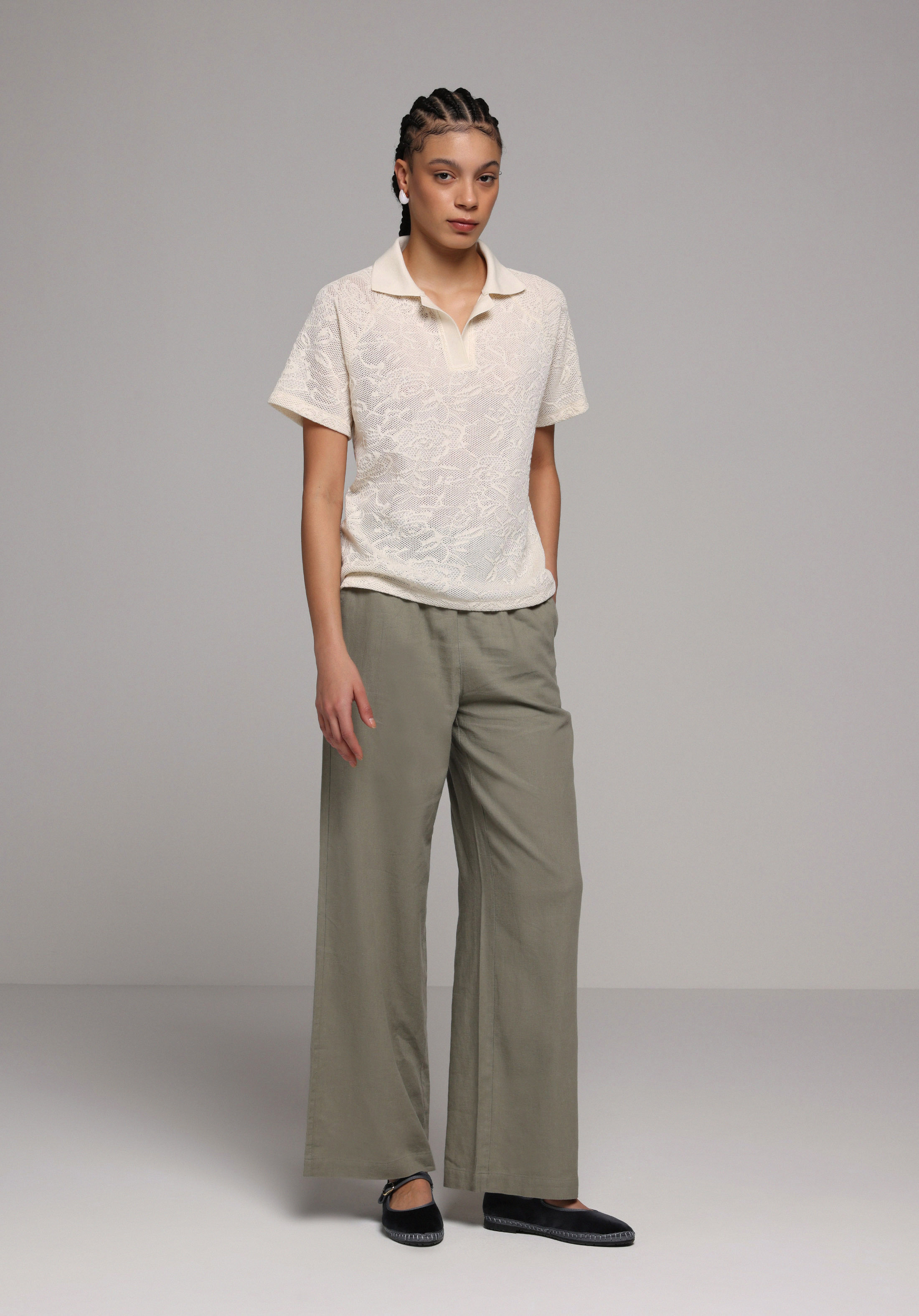 Regular Fit Polo Yaka Jakarlı Kadın Ekru Kısa Kol Tişört