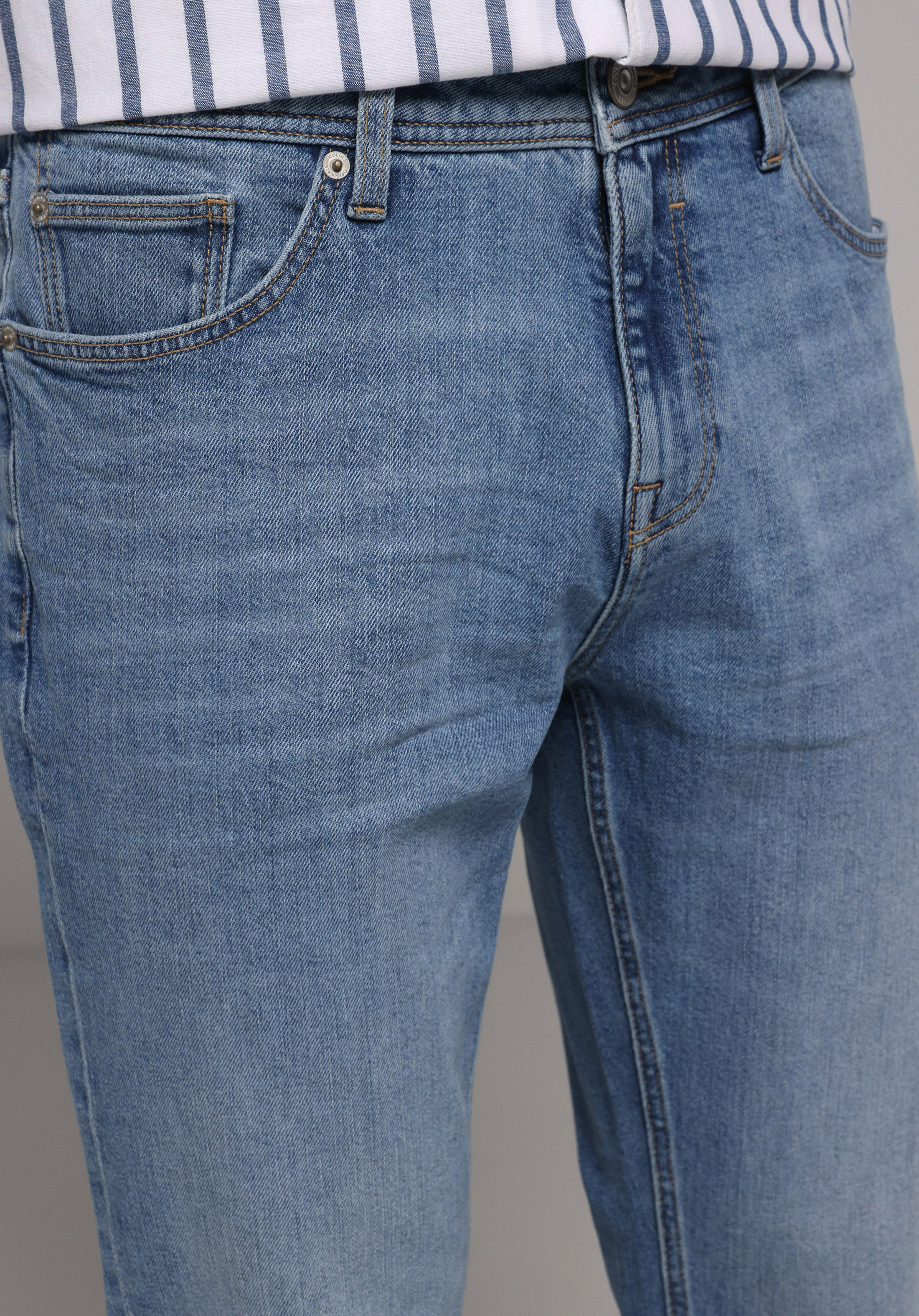 Regular Fit   Erkek Light İndigo Denim Jean Pantolon