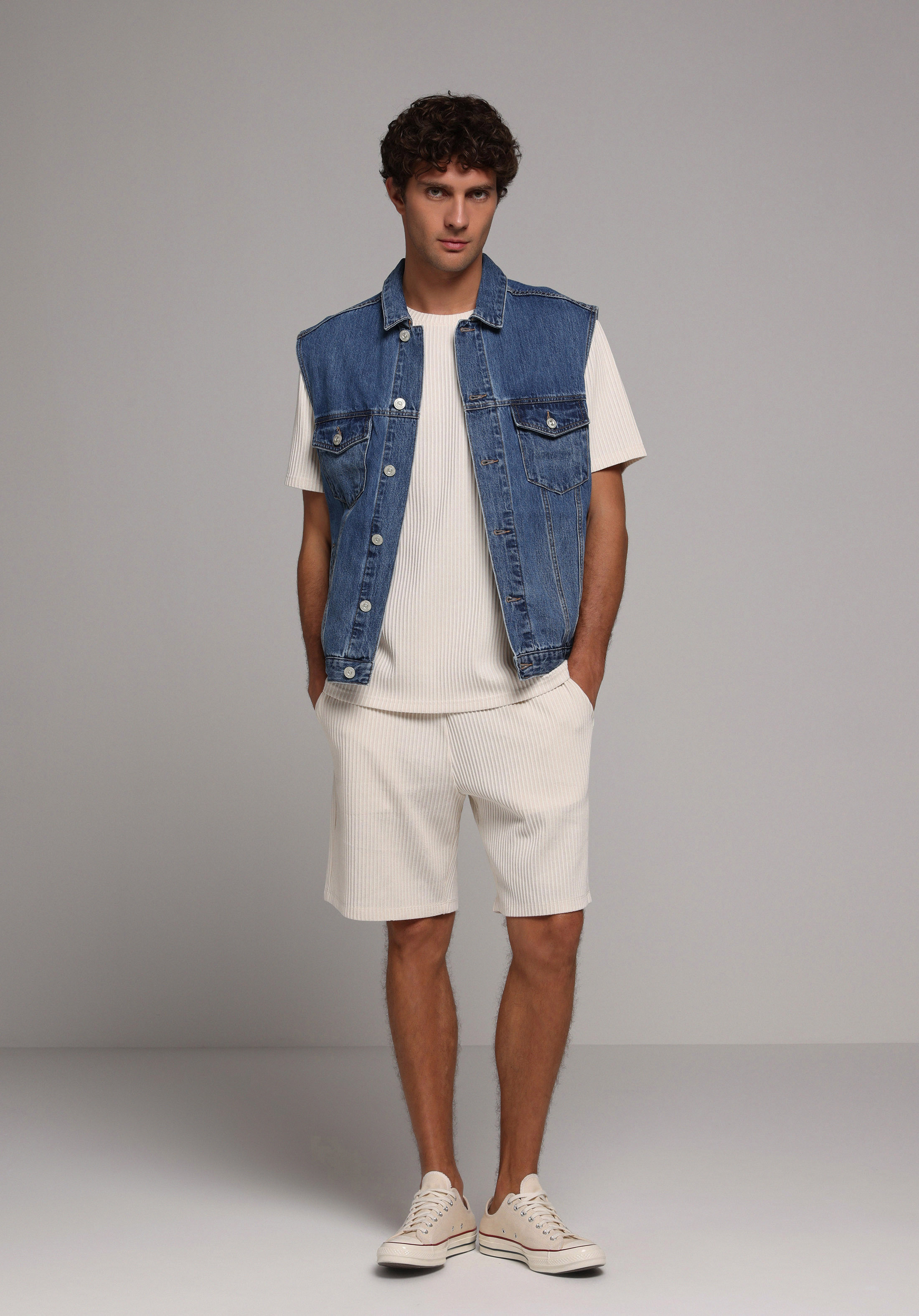 Oversize Fit Klasik Yaka Düğmeli Astarsız  Erkek Mid İndigo Denim Yelek