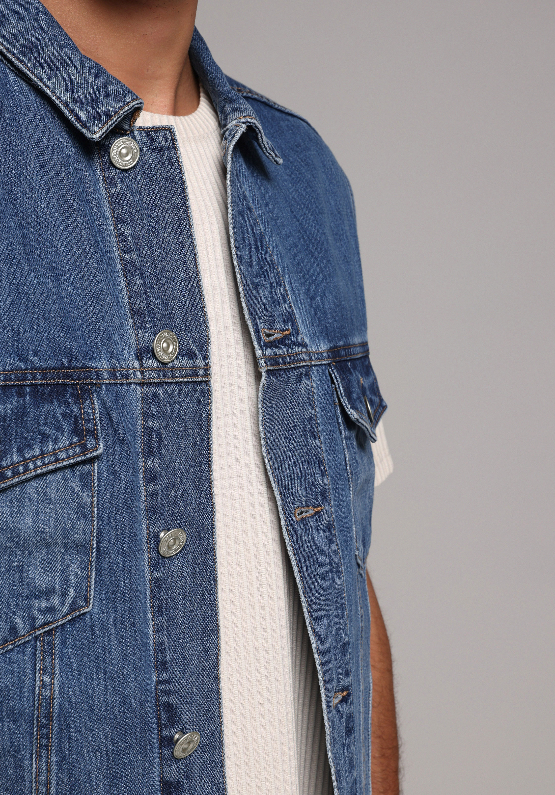 Oversize Fit Klasik Yaka Düğmeli Astarsız  Erkek Mid İndigo Denim Yelek