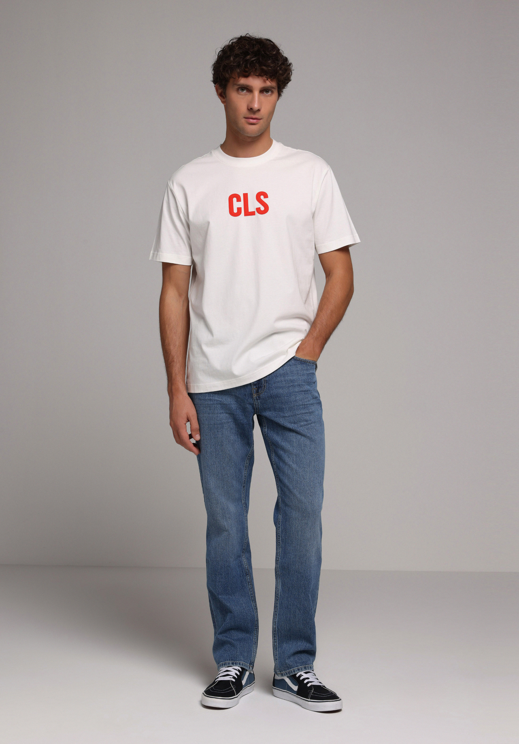 Comfort Fit Yuvarlak Yaka Düz Erkek Beyaz Kısa Kol Tişört