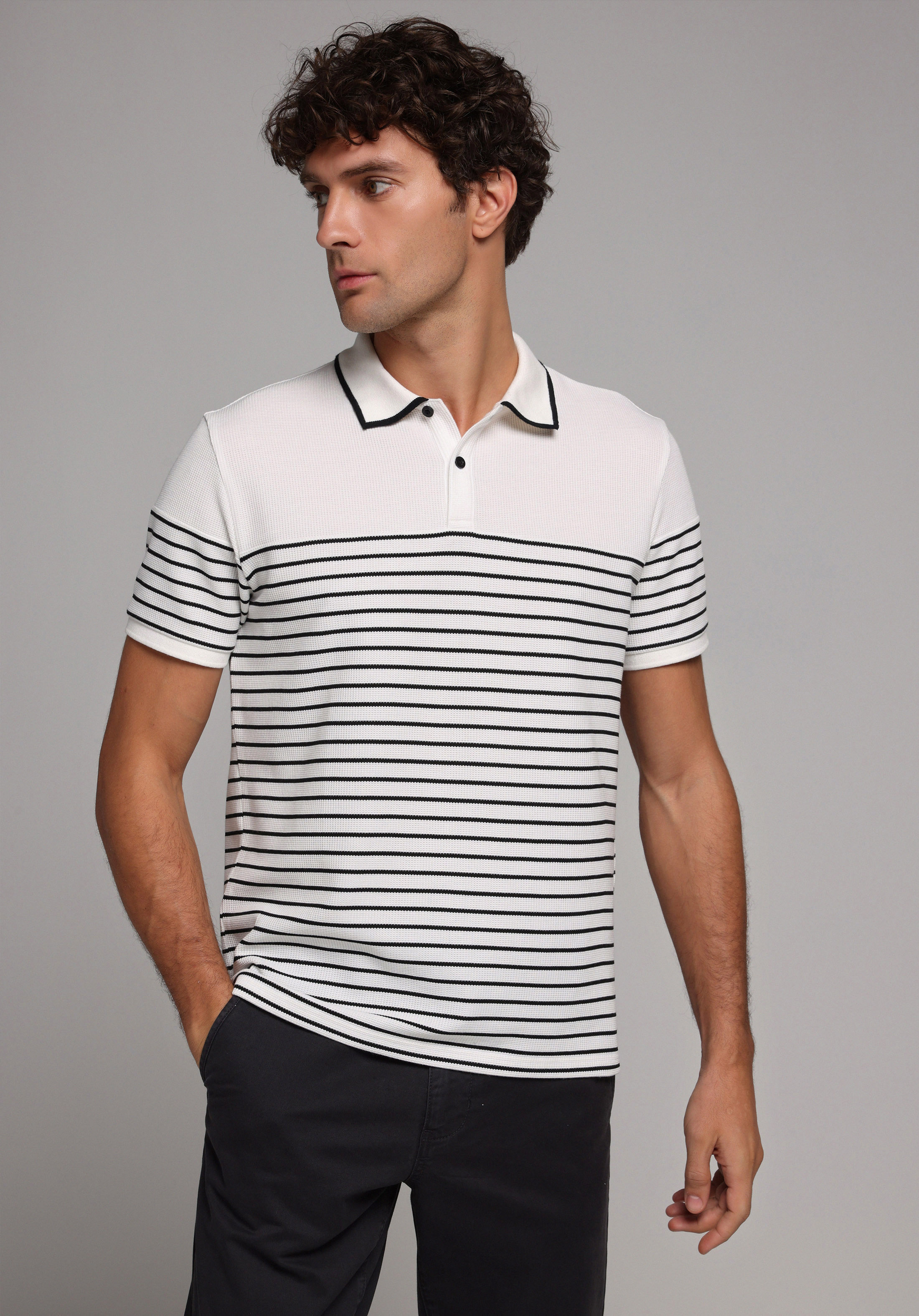 Regular Fit Polo Yaka Düz Erkek Beyaz Kısa Kol Tişört