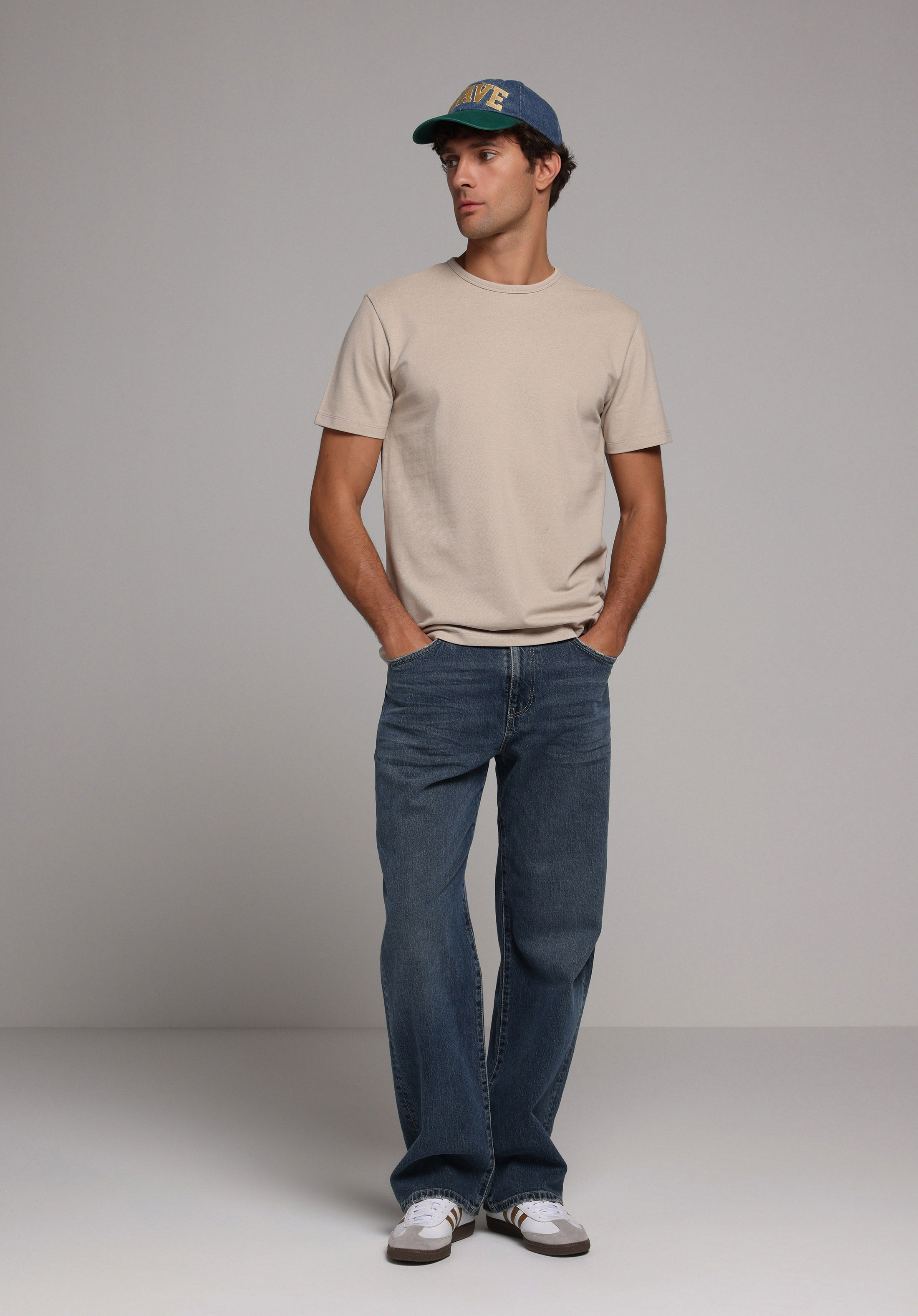 Regular Fit Yuvarlak Yaka Düz Erkek Bej Kısa Kol Tişört