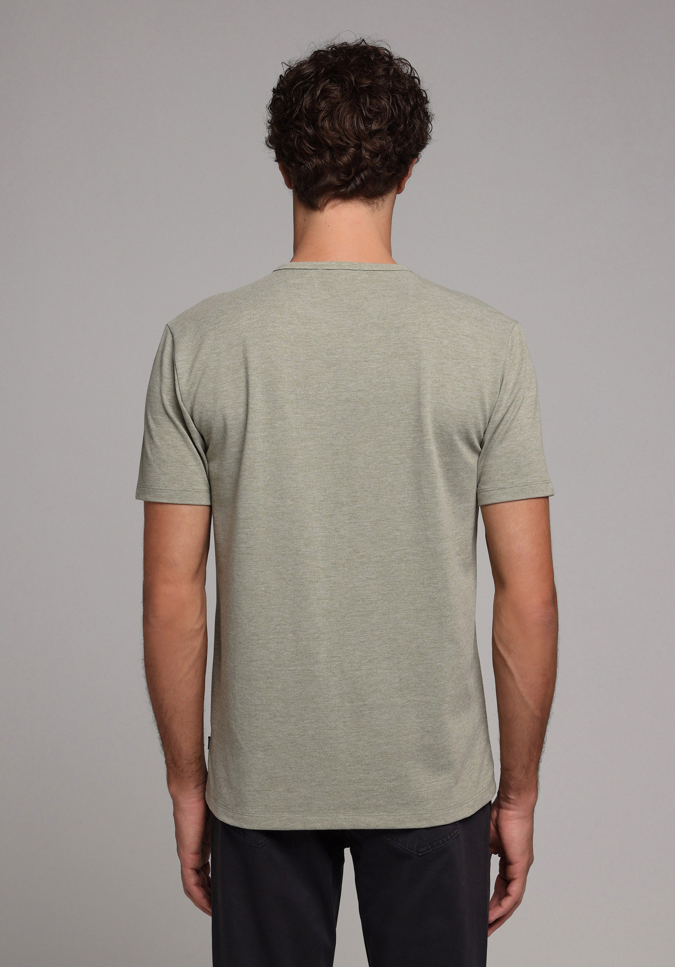 Regular Fit Yuvarlak Yaka Düz Erkek  Kısa Kol Tişört