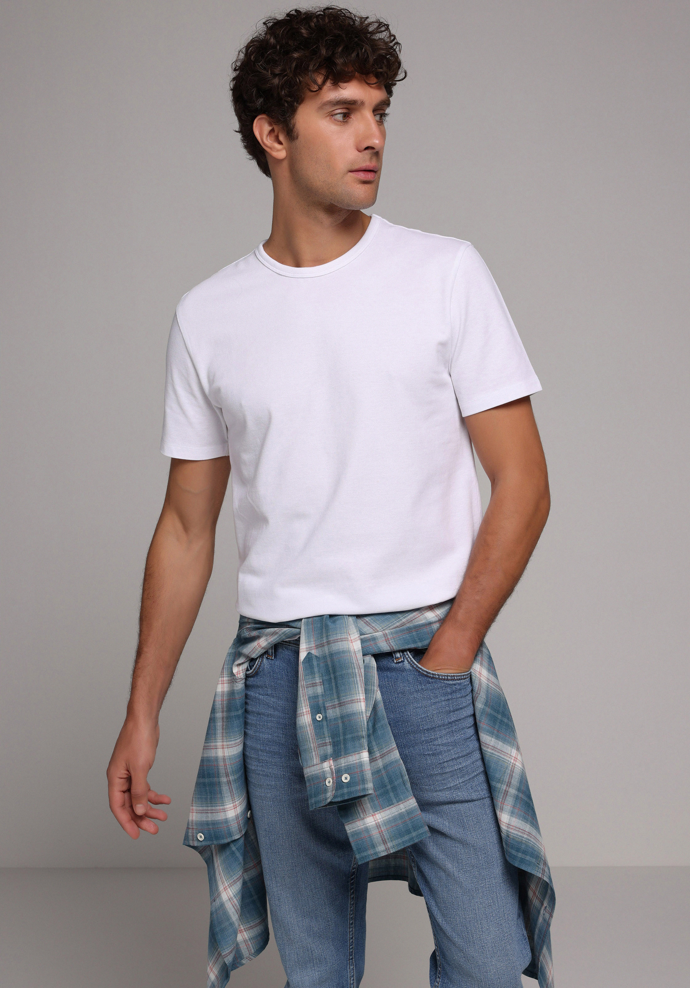 Regular Fit Yuvarlak Yaka Düz Erkek Beyaz Kısa Kol Tişört