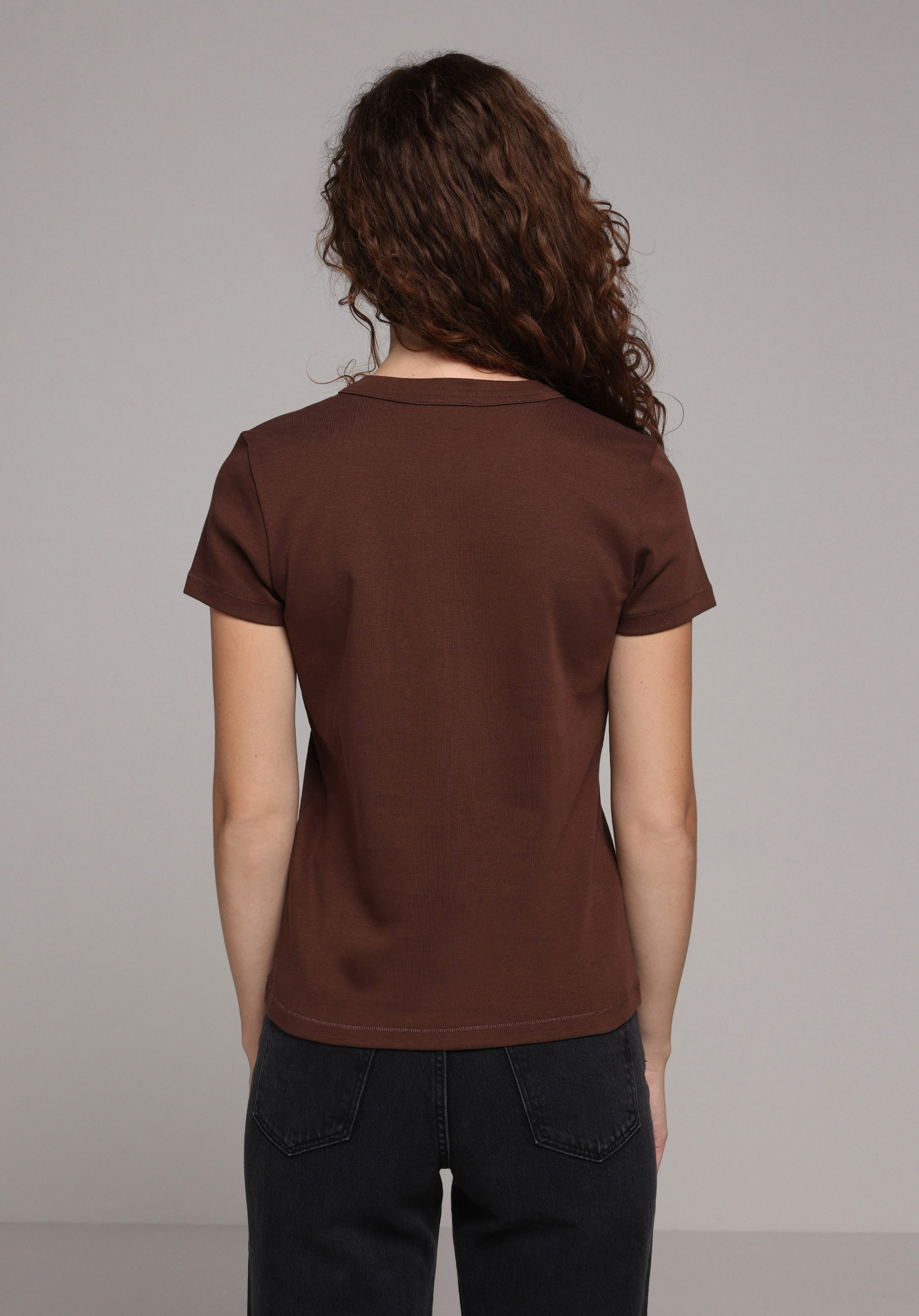 Slim Fit Yuvarlak Yaka Düz Kadın Kahverengi Kısa Kol Tişört