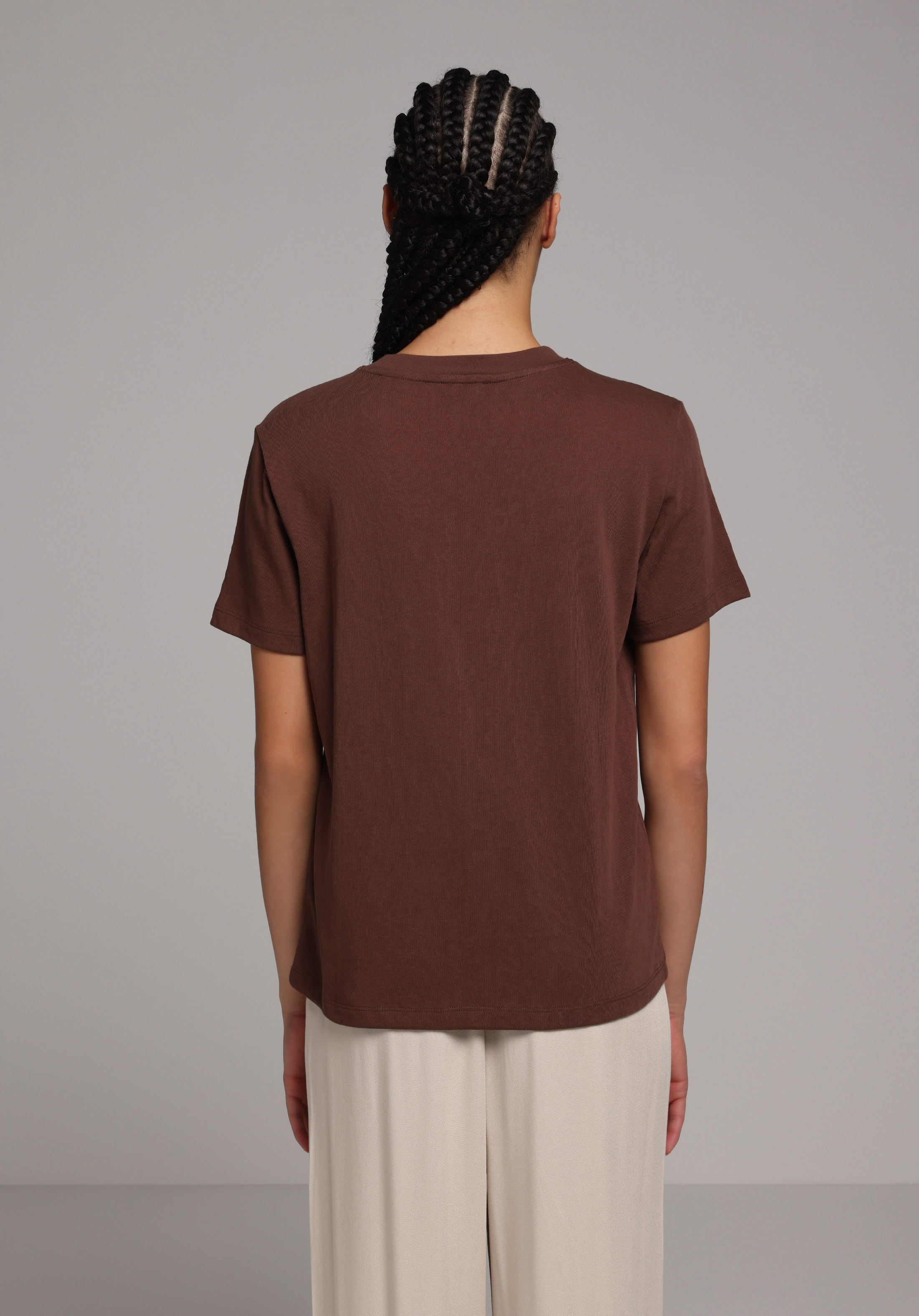 Regular Fit Yuvarlak Yaka Düz Kadın Kahverengi Kısa Kol Tişört