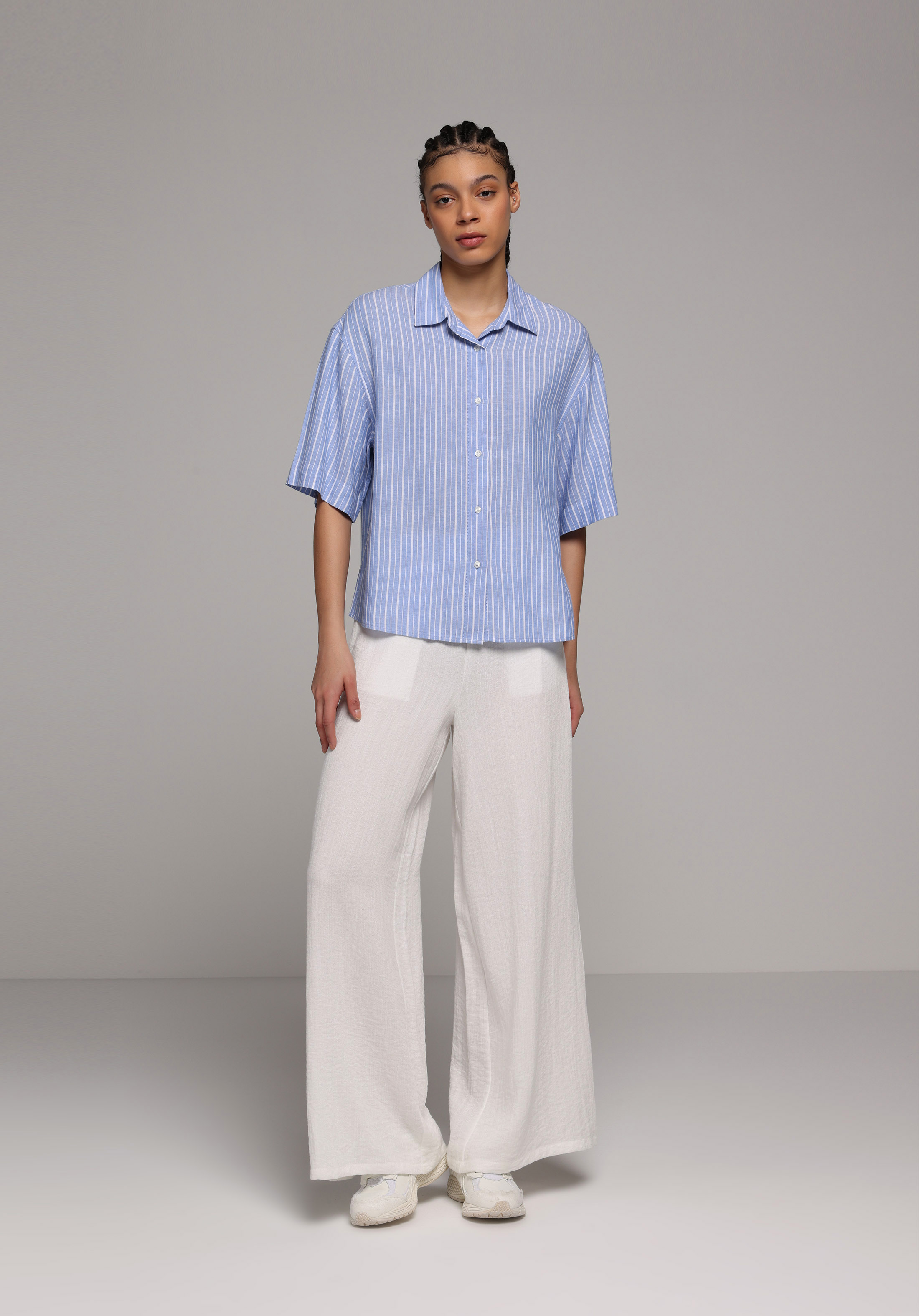 Fashion Fit Shirt Neck Çizgili Kadın Mavi Kısa Kol Gömlek