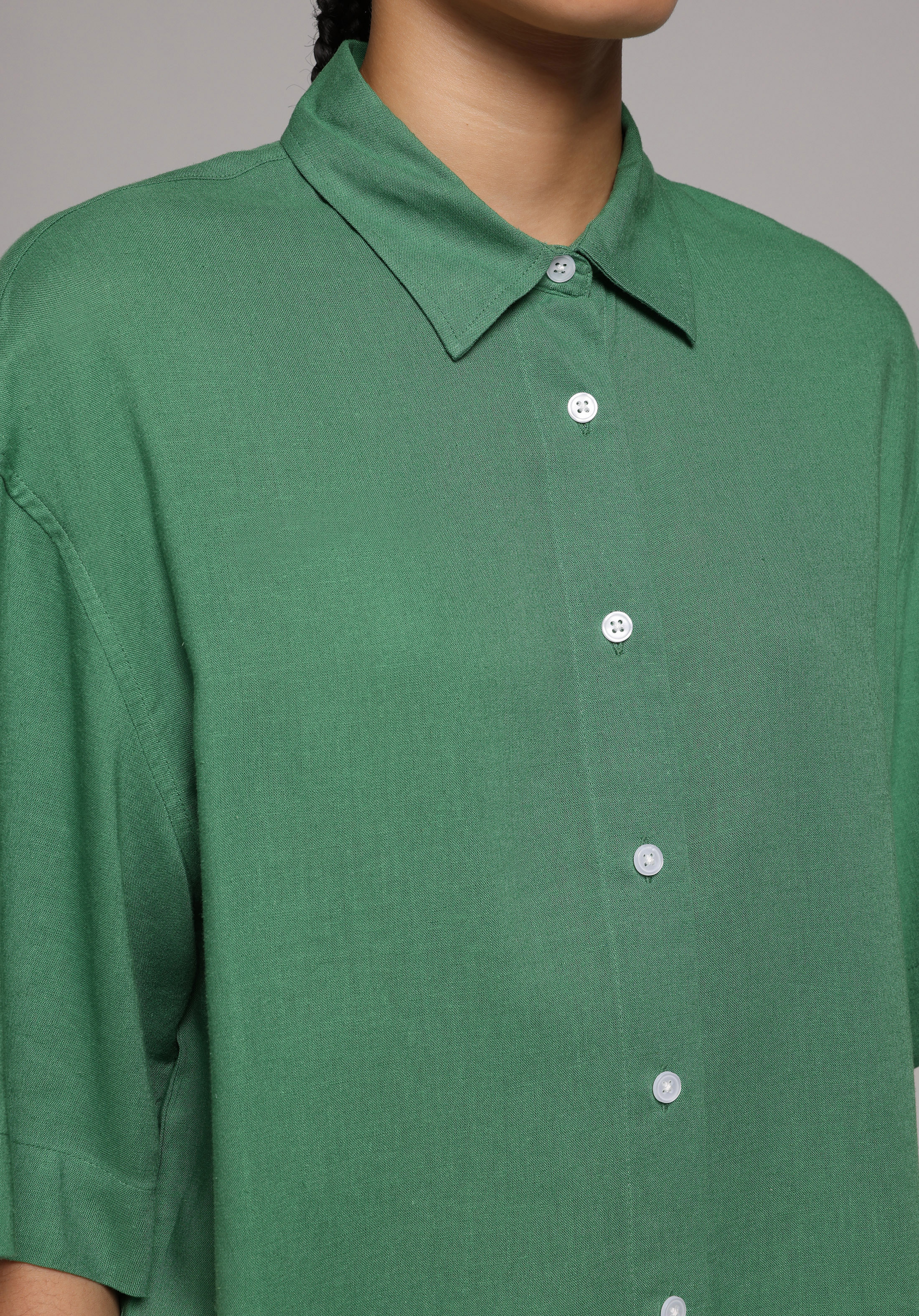 Fashion Fit Shirt Neck Düz Kadın Yeşil Kısa Kol Gömlek