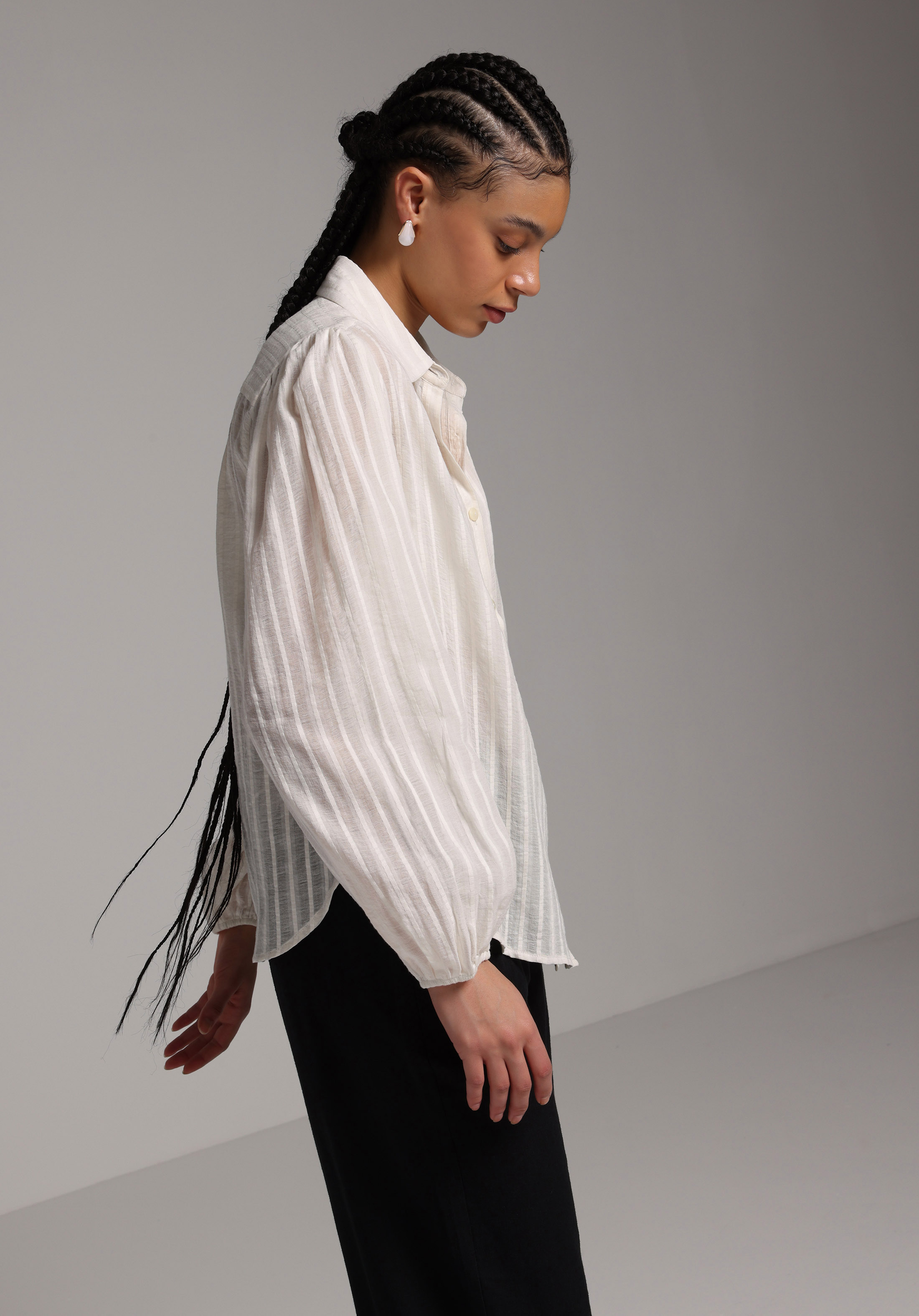 Fashion Fit Shirt Neck Jakarlı Kadın Ekru Uzun Kol Gömlek