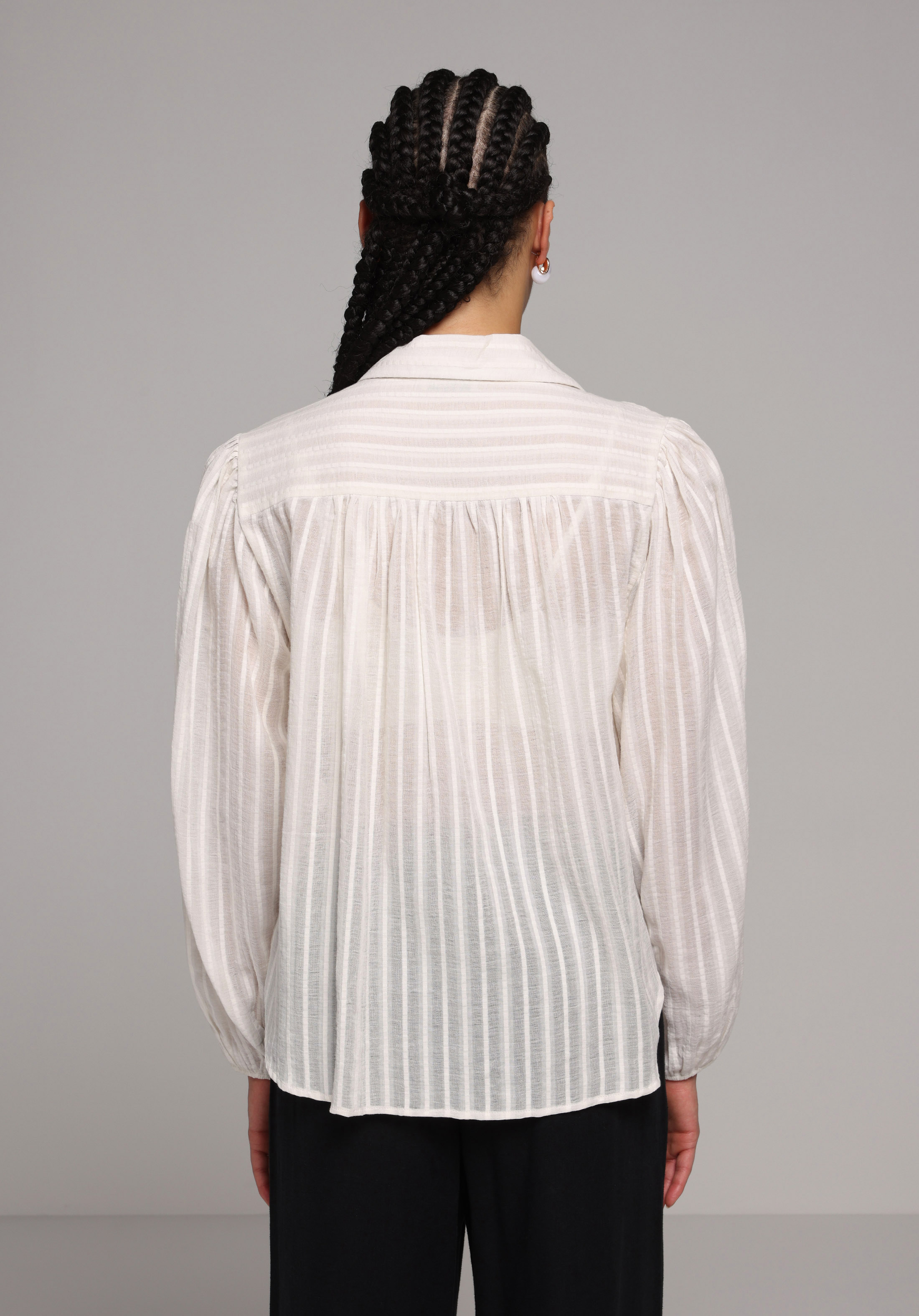 Fashion Fit Shirt Neck Jakarlı Kadın Ekru Uzun Kol Gömlek