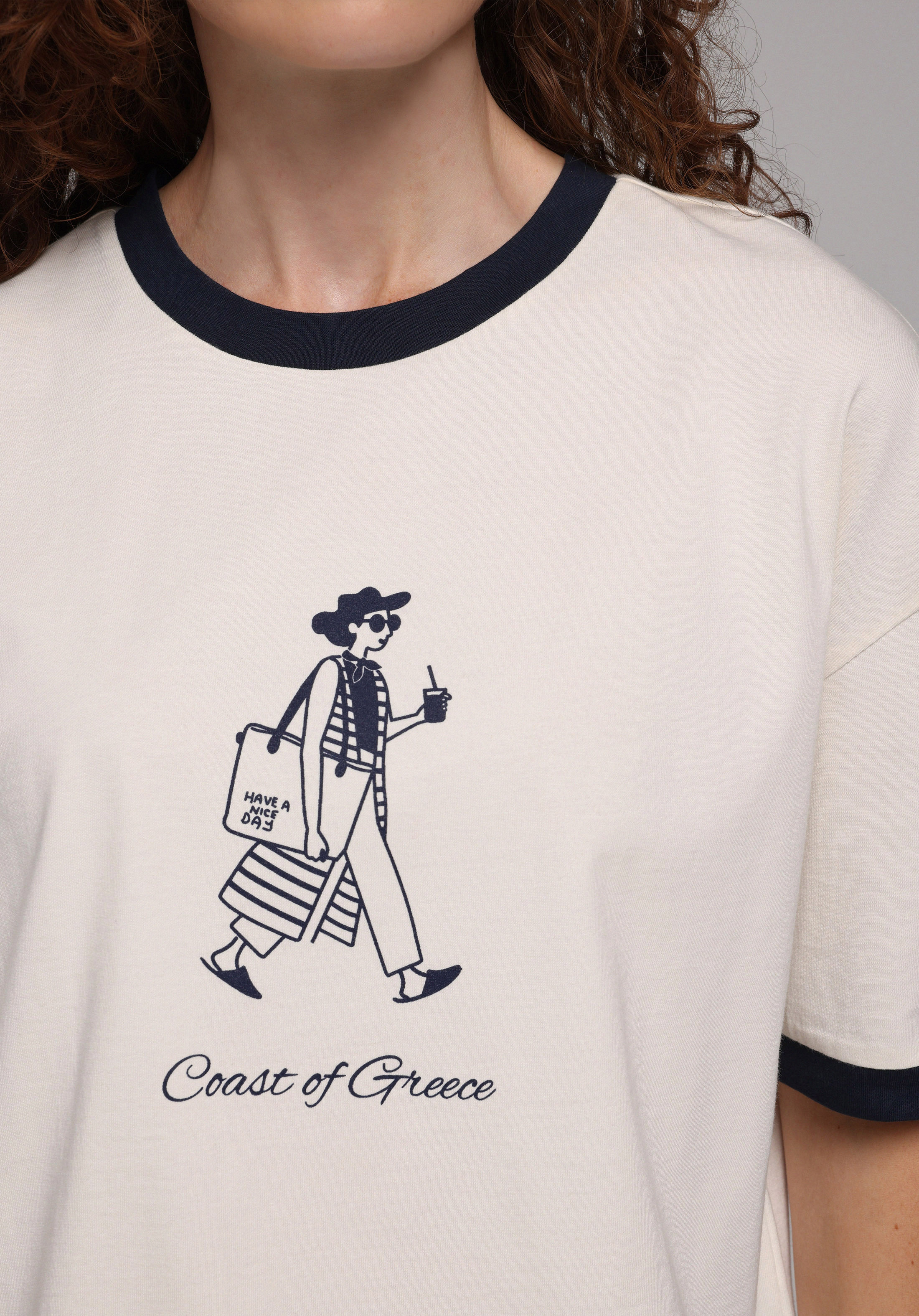 Regular Fit Yuvarlak Yaka Baskılı Kadın Ekru Kısa Kol Tişört