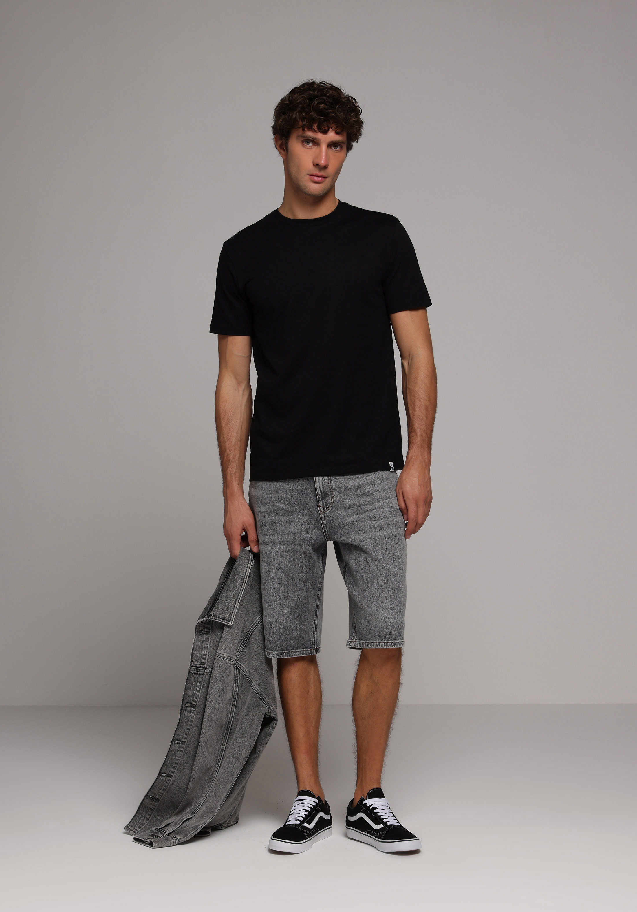 Loose Fit Orta Bel Düz Erkek Black Denim Jean Şort