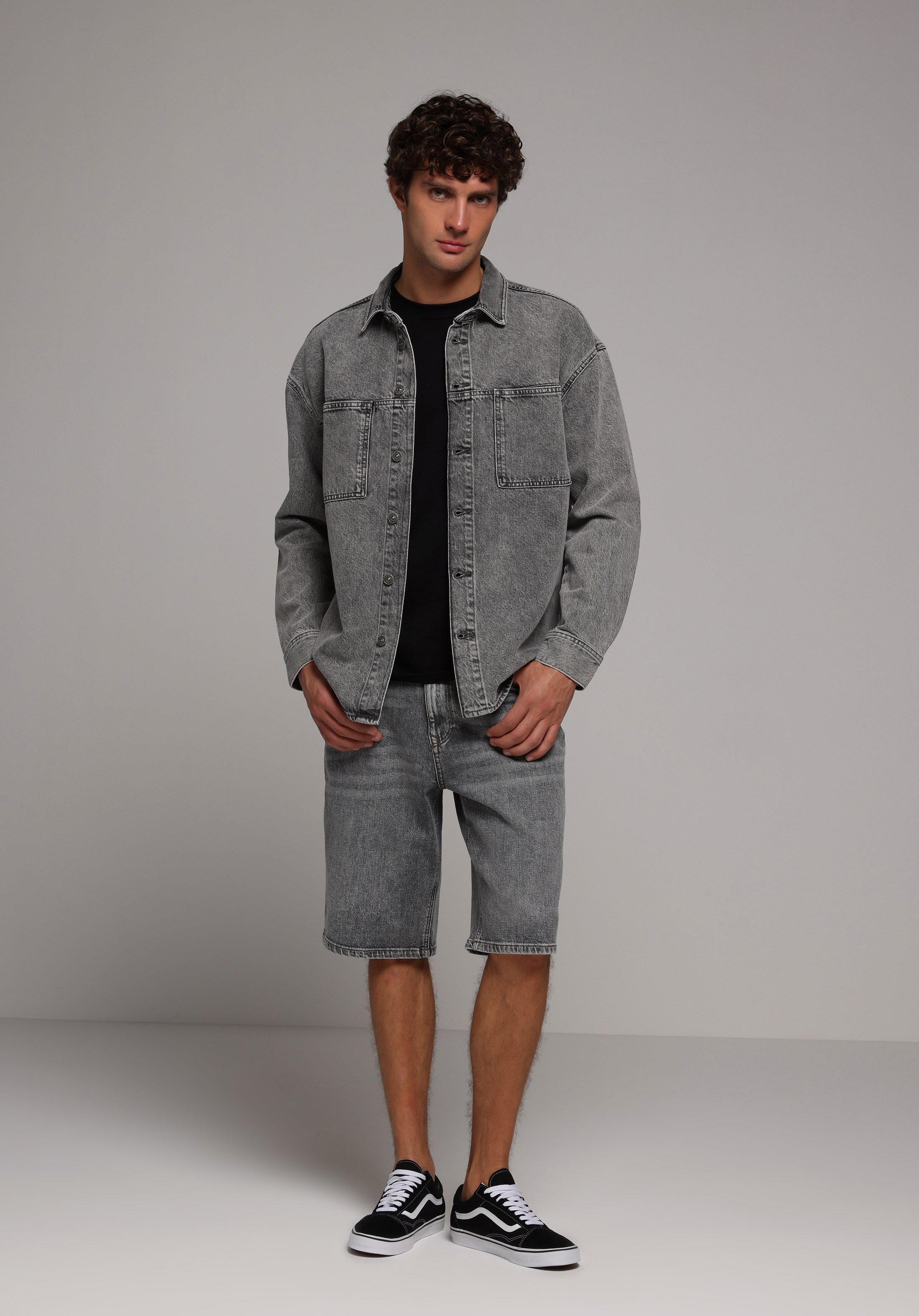 Loose Fit Orta Bel Düz Erkek Black Denim Jean Şort