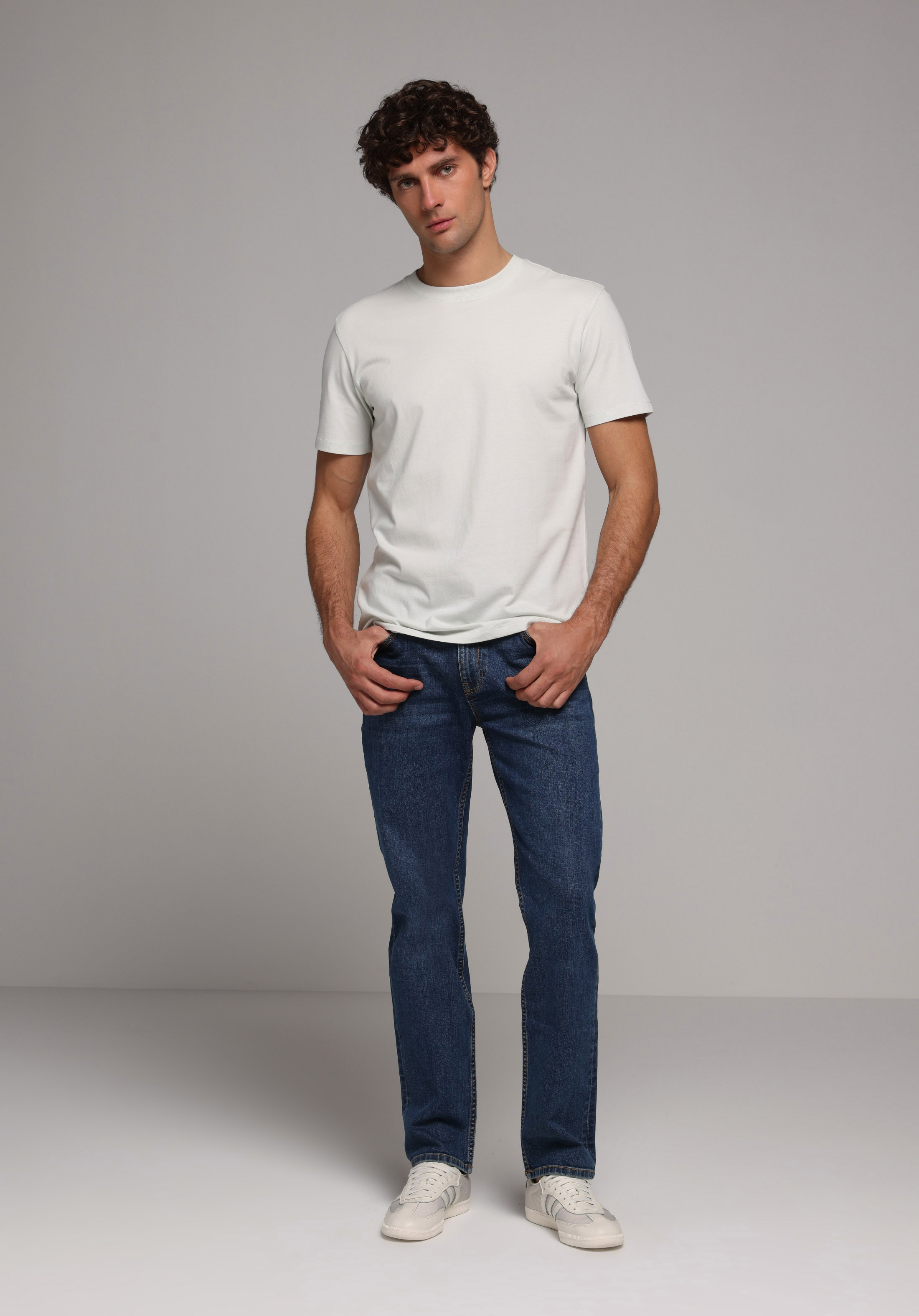 Regular Fit Yuvarlak Yaka Düz Erkek Turkuaz Kısa Kol Tişört