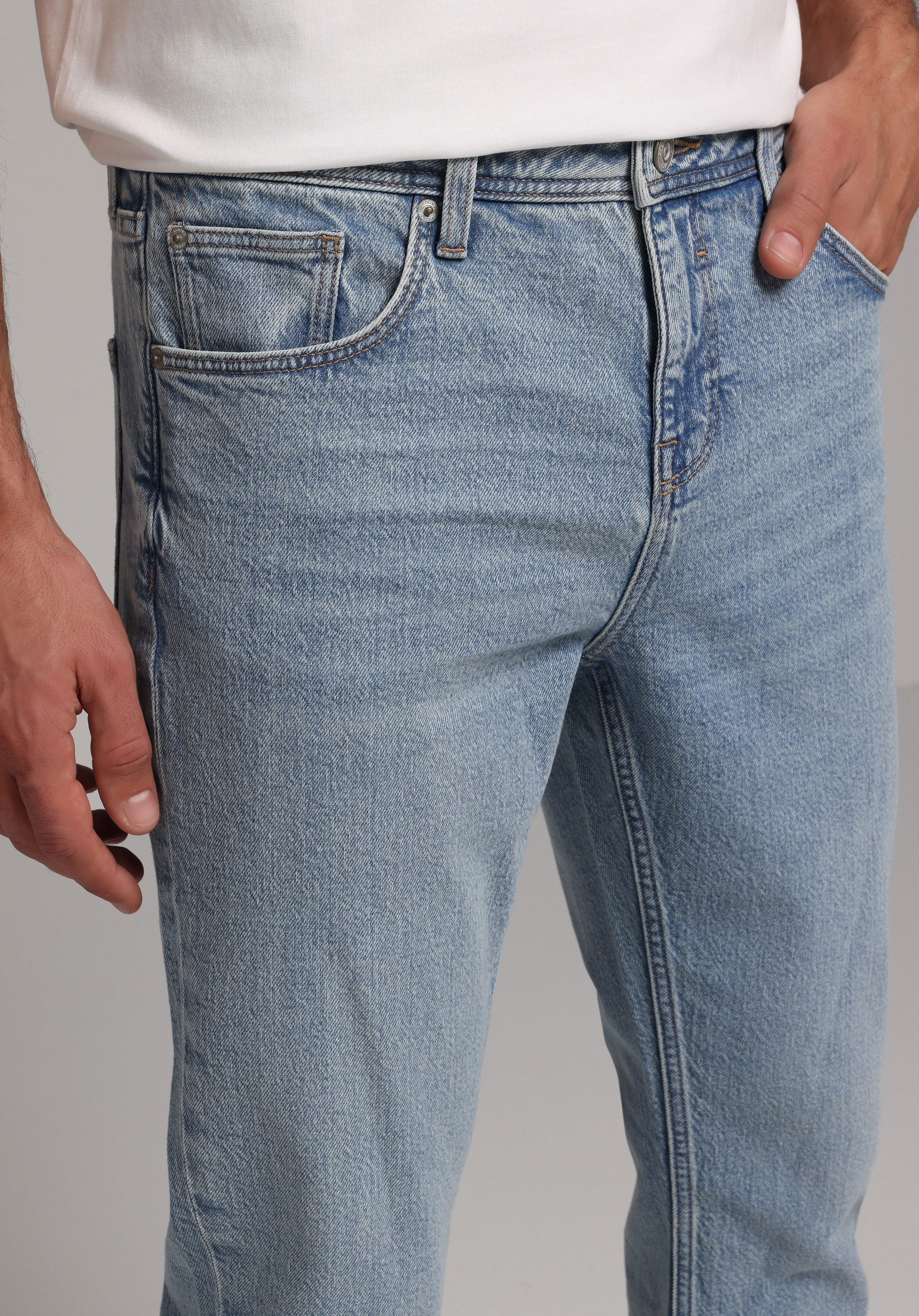 Straight Fit   Erkek Light İndigo Denim Jean Pantolon