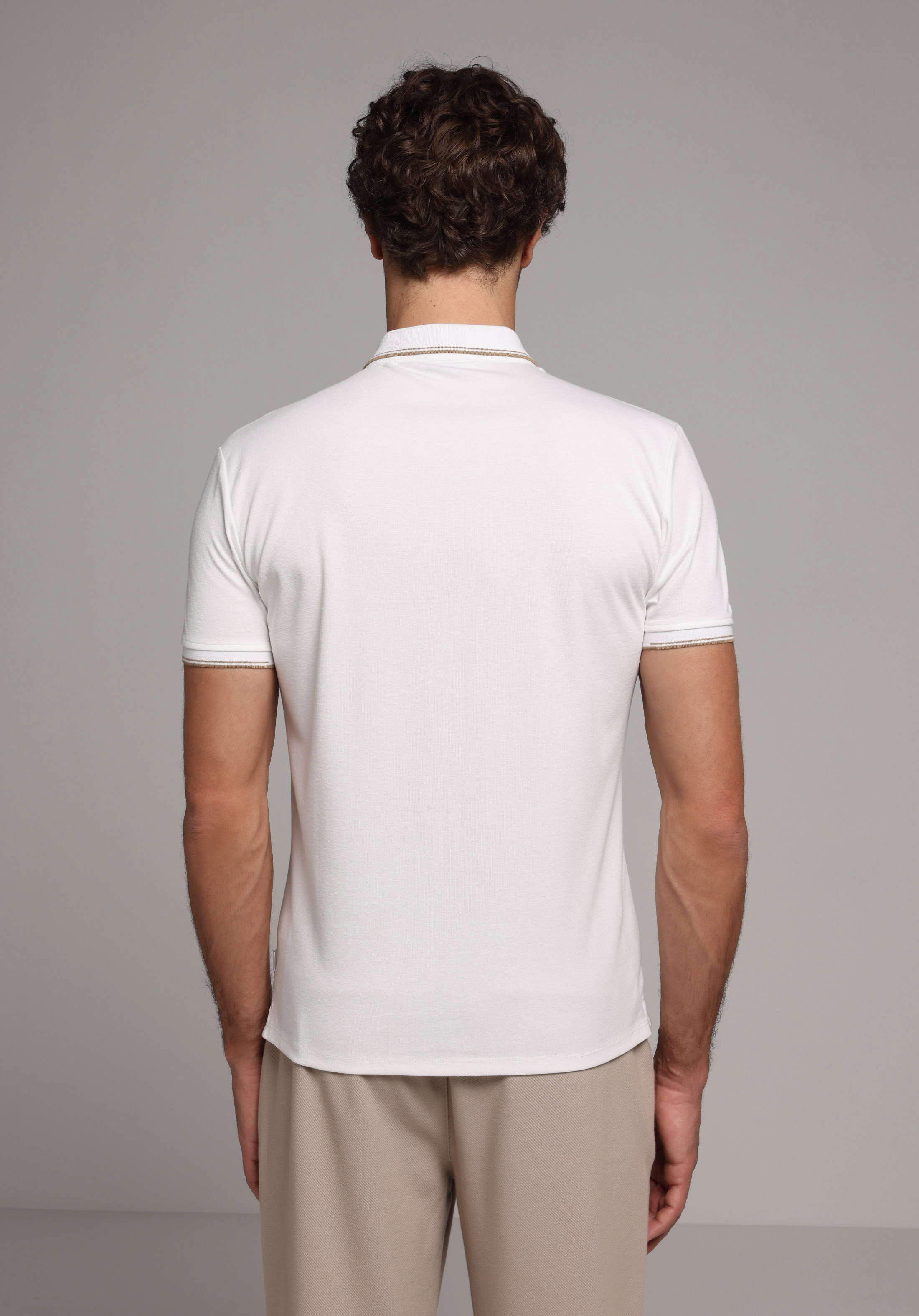 Slim Fit Polo Yaka Düz Erkek Beyaz Kısa Kol Tişört