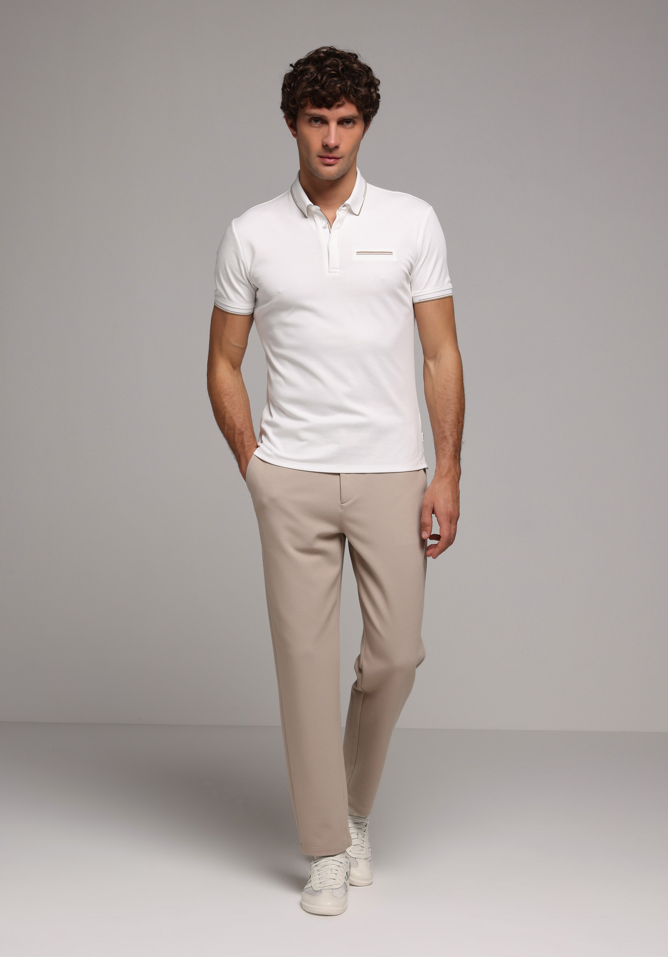 Slim Fit Polo Yaka Düz Erkek Beyaz Kısa Kol Tişört