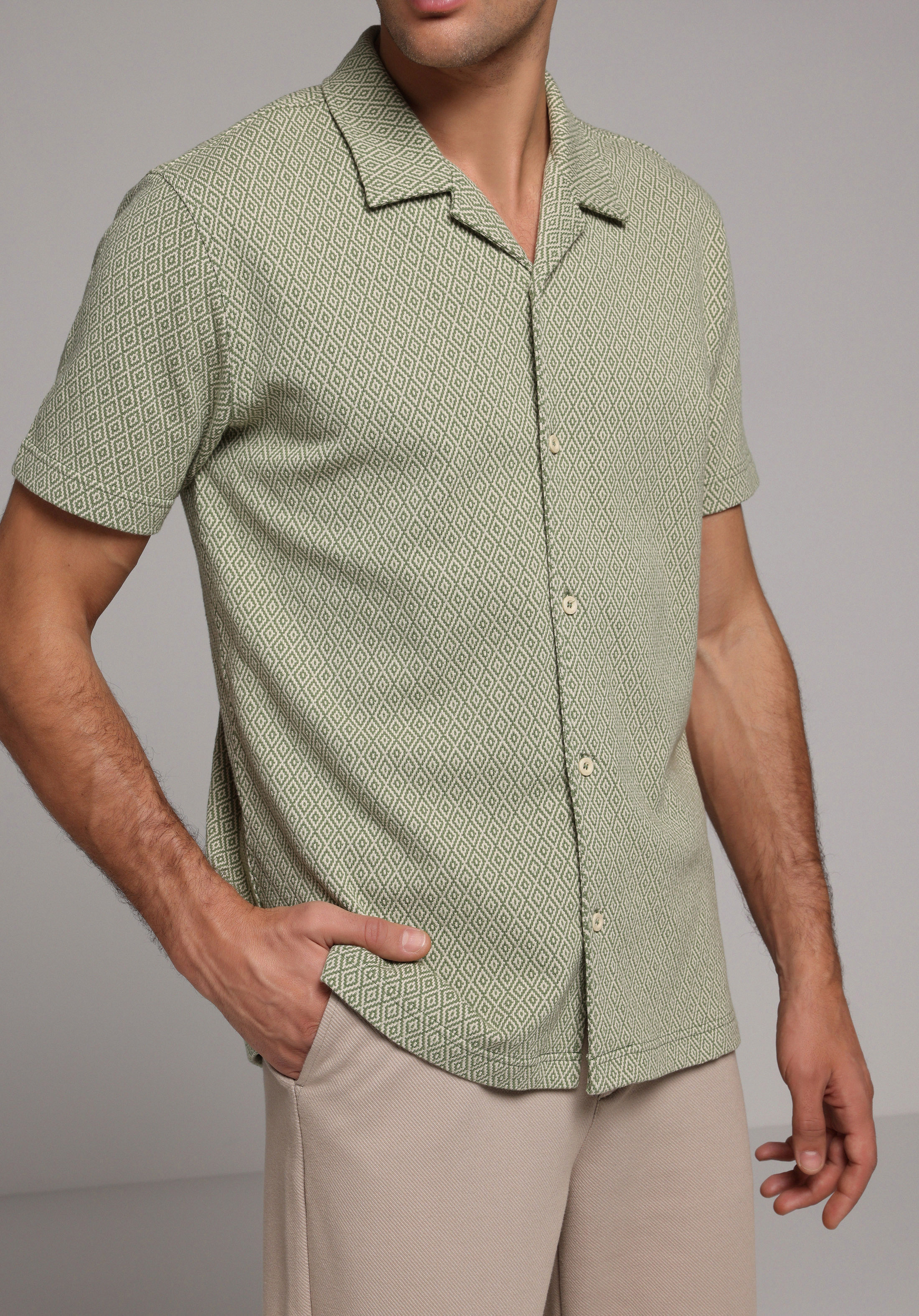 Regular Fit Shirt Neck Jakarlı Erkek Yeşil Kısa Kol Tişört