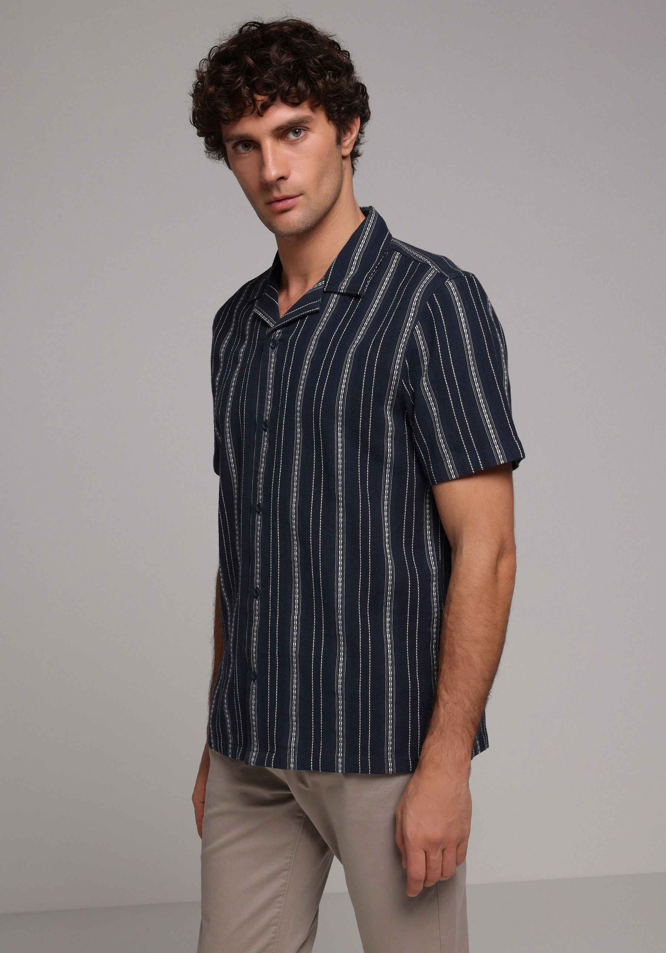 Regular Fit Shirt Neck Çizgili Erkek Lacivert Kısa Kol Gömlek