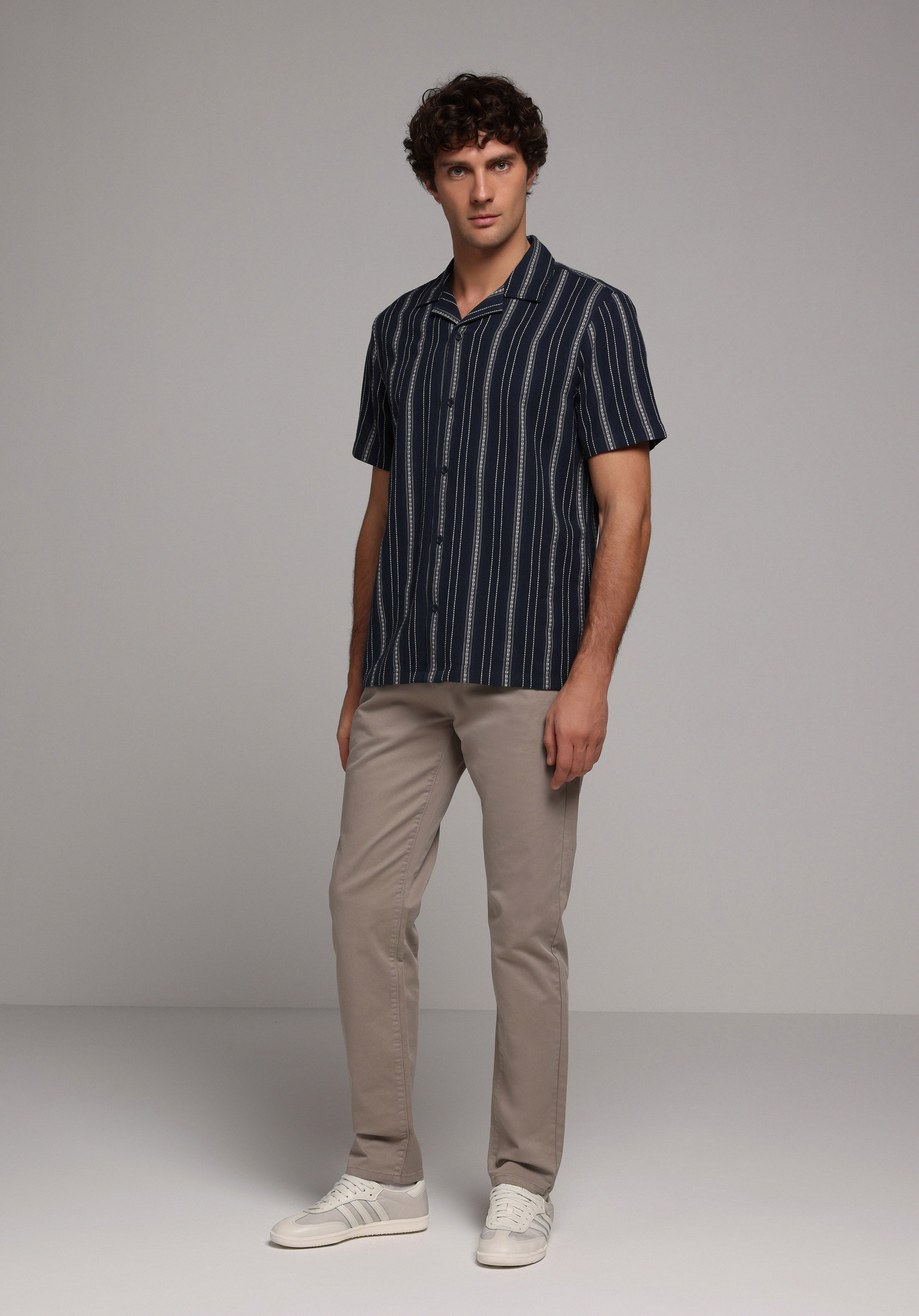 Regular Fit Shirt Neck Çizgili Erkek Lacivert Kısa Kol Gömlek