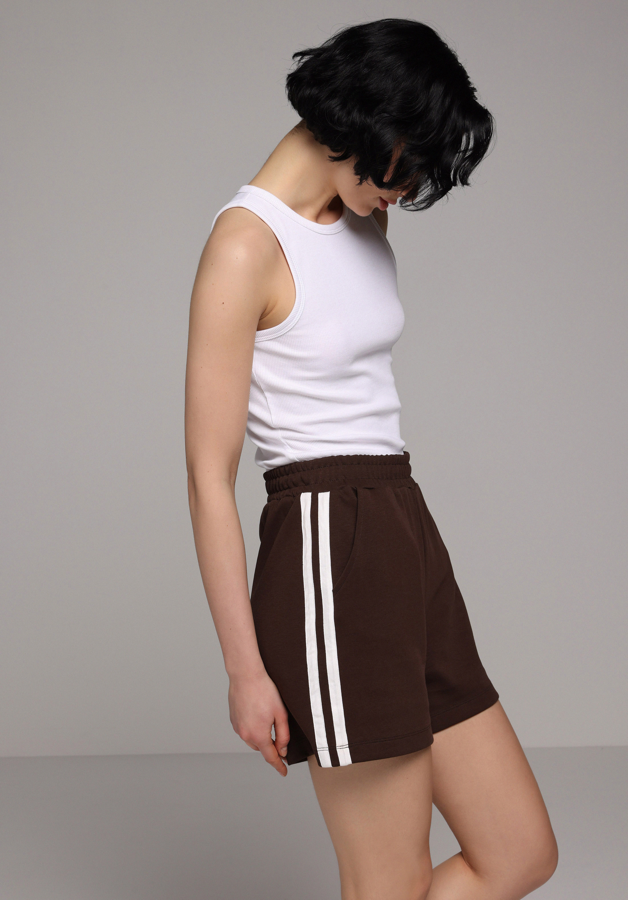 Regular Fit Orta Bel Düz Kadın Kahverengi Şort