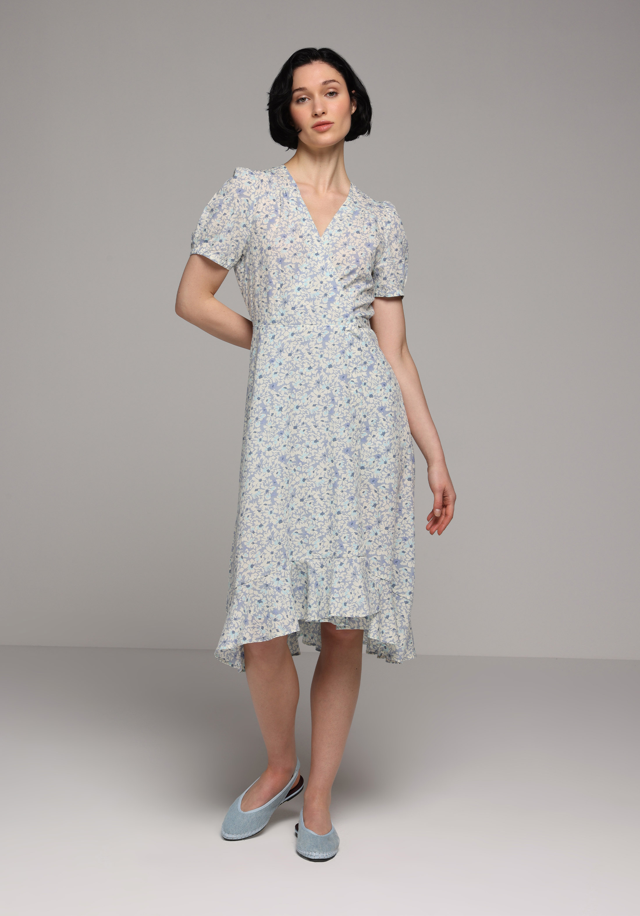 Regular Fit Metraj Baskılı Kadın Çok Renkli Kısa Kol Elbise