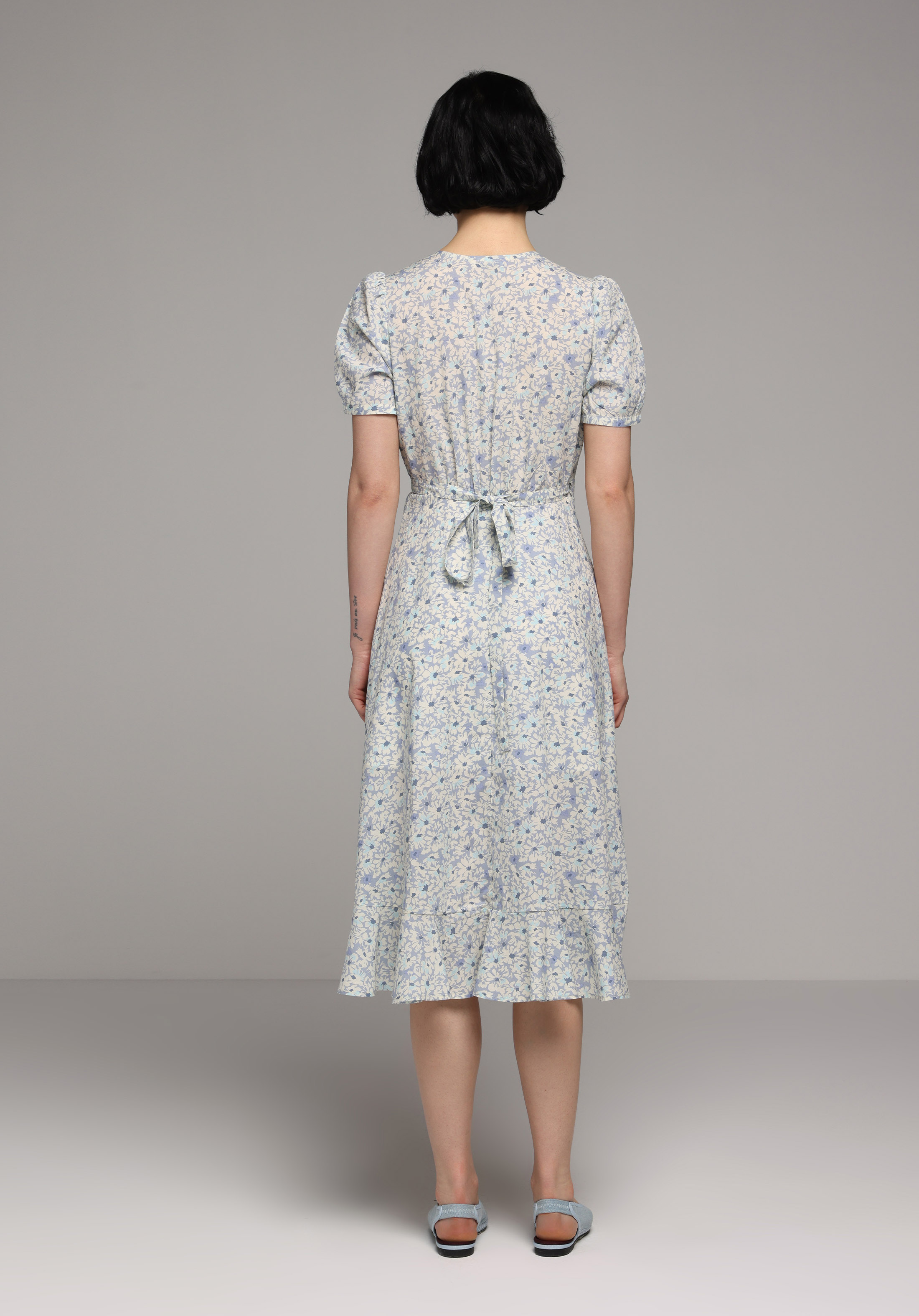 Regular Fit Metraj Baskılı Kadın Çok Renkli Kısa Kol Elbise