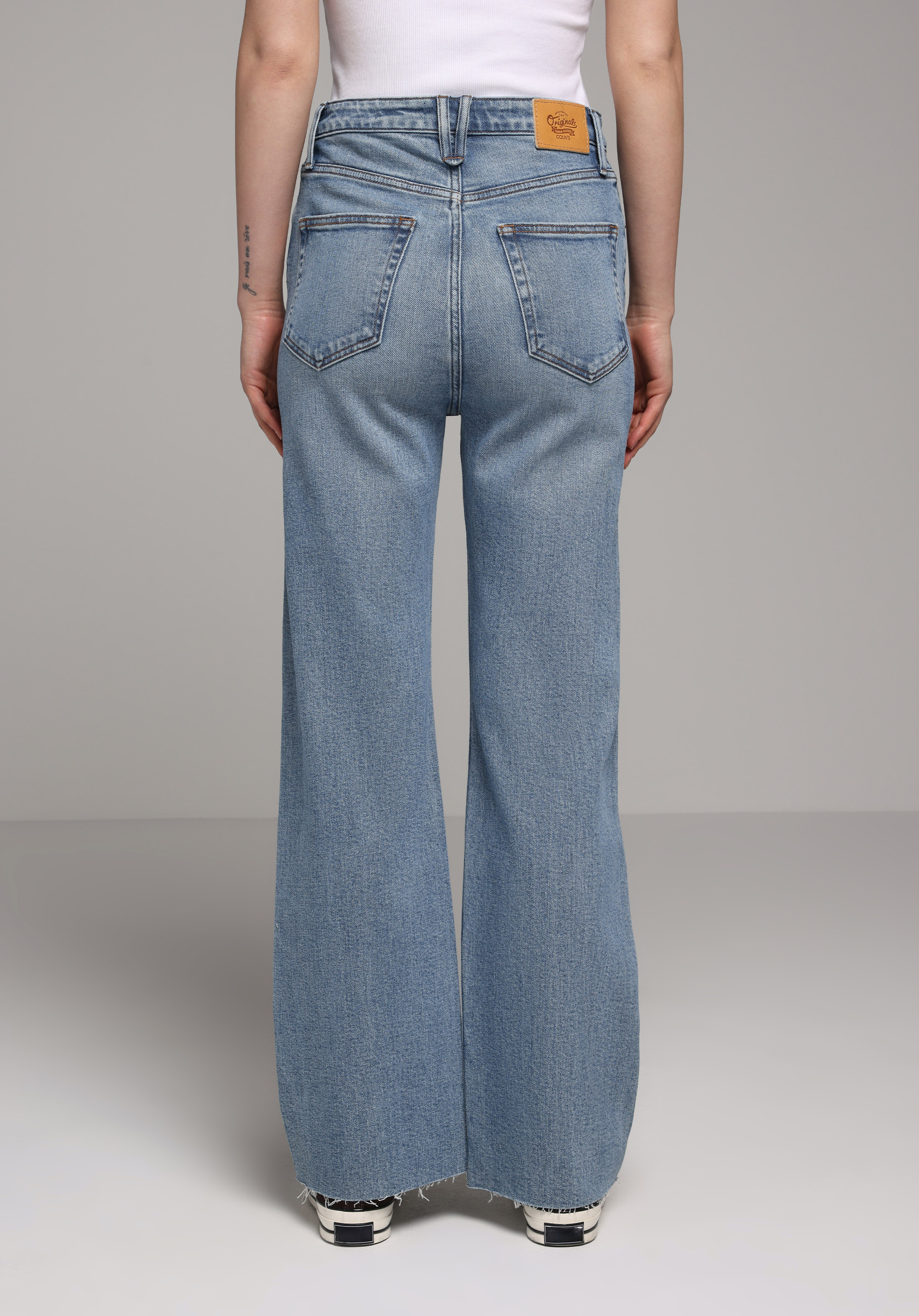 Straight Fit   Kadın Mid İndigo Denim Jean Pantolon