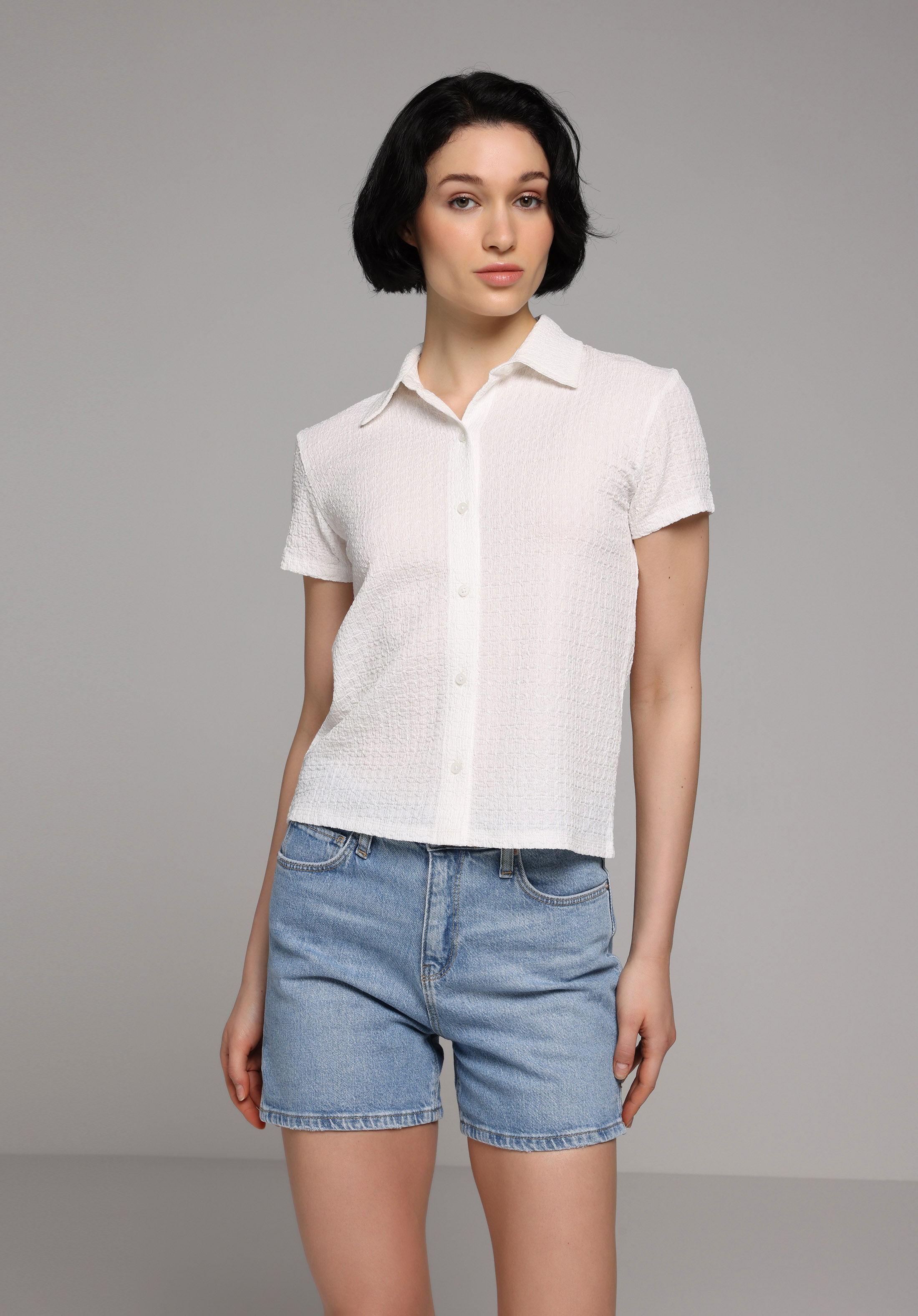 Slim Fit Polo Yaka Düz Kadın Beyaz Kısa Kol Tişört