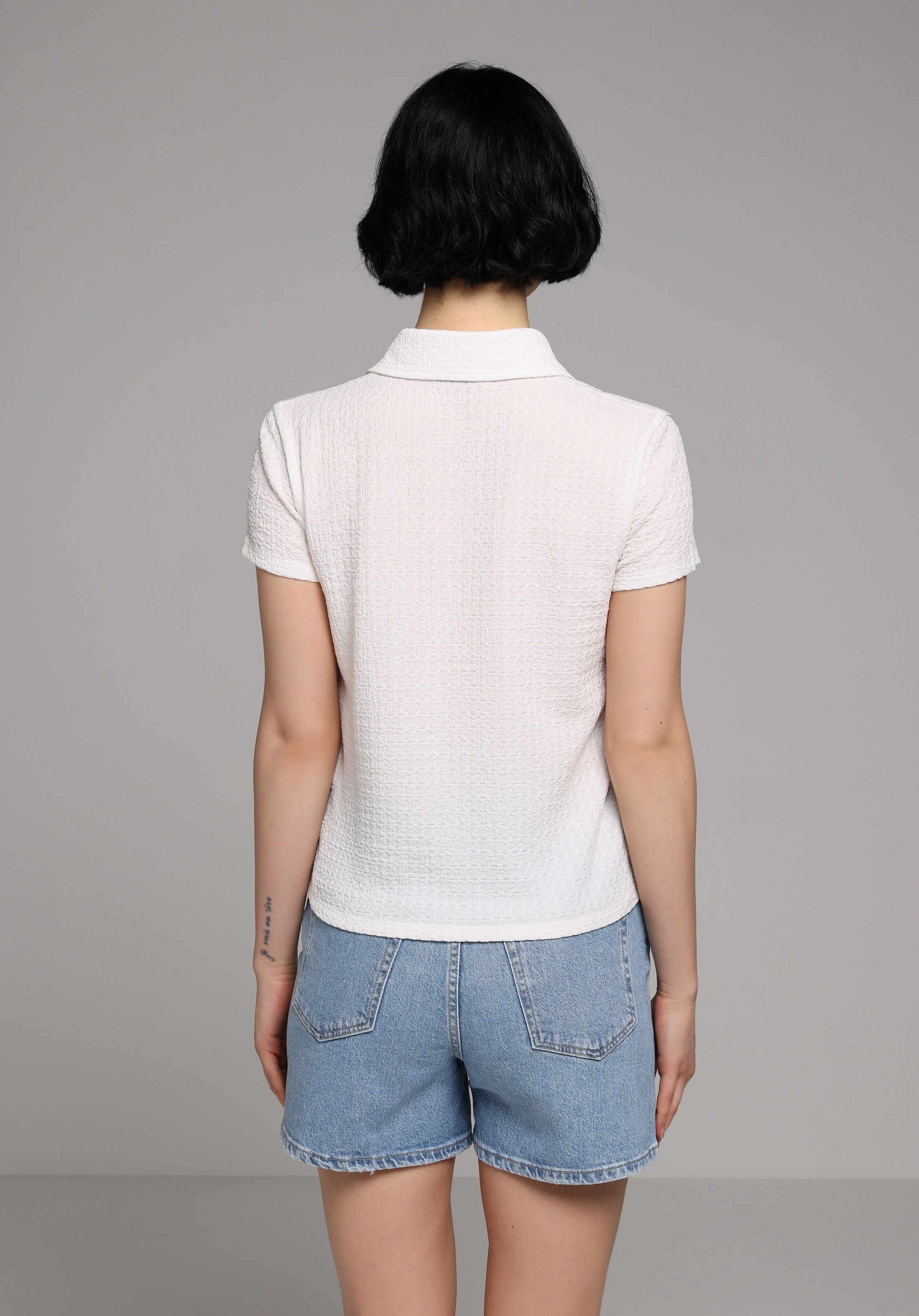 Slim Fit Polo Yaka Düz Kadın Beyaz Kısa Kol Tişört